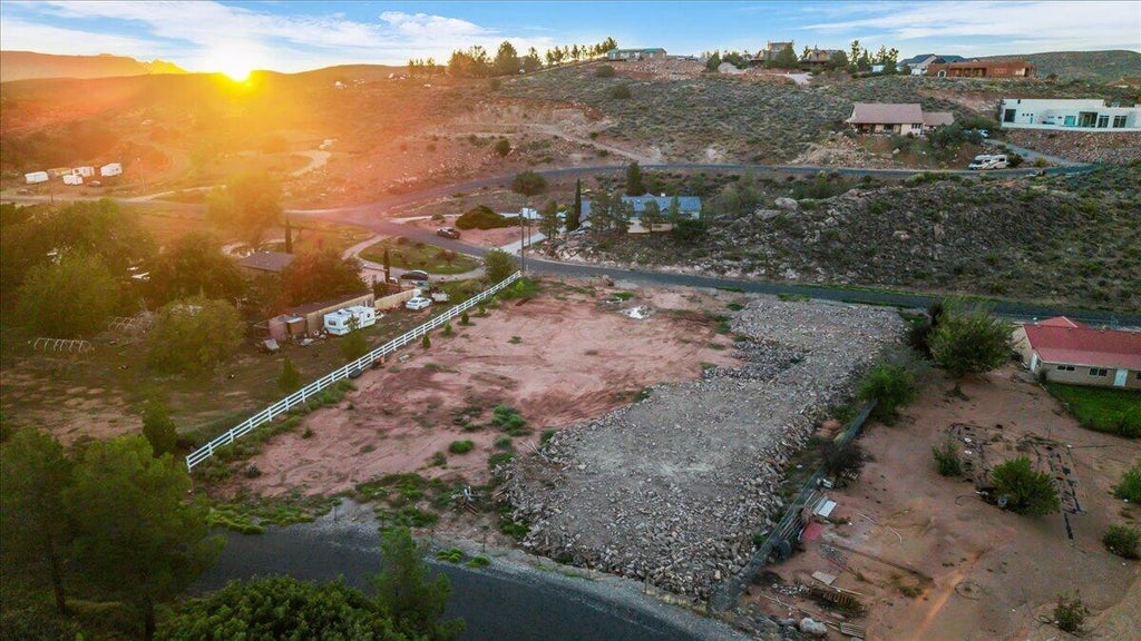 Photo of 424 S Silver Valley RD, Leeds, UT 84746 (MLS # 26-277207)