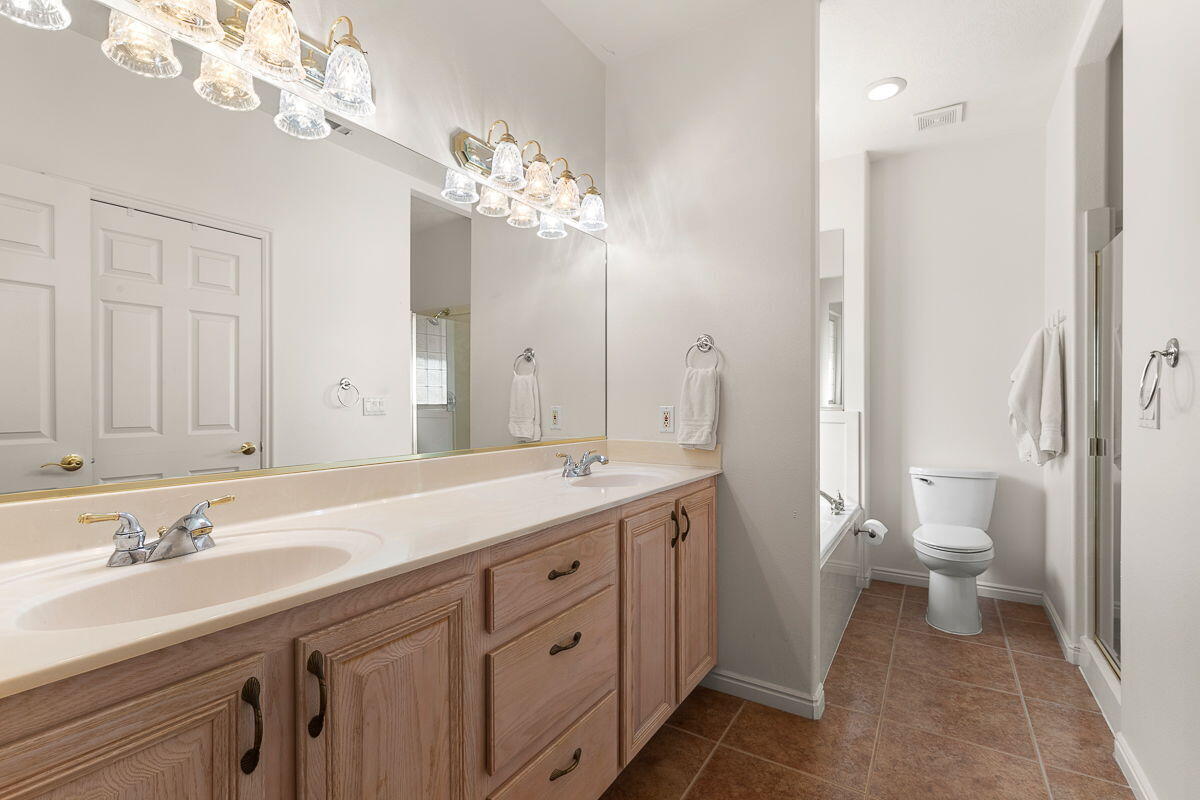 RIDGEPOINTE - Residential