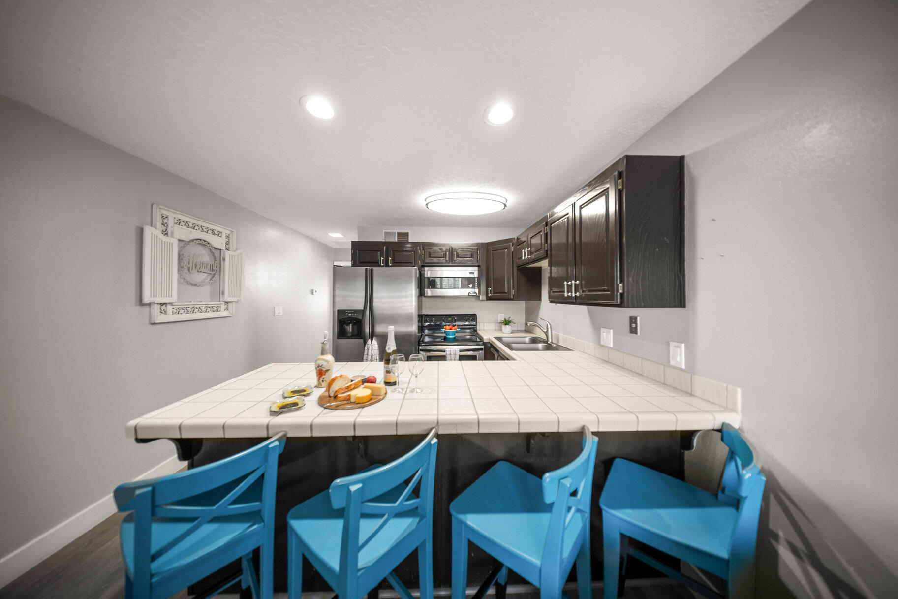 LAS PALMAS RESORT CONDOS - Residential