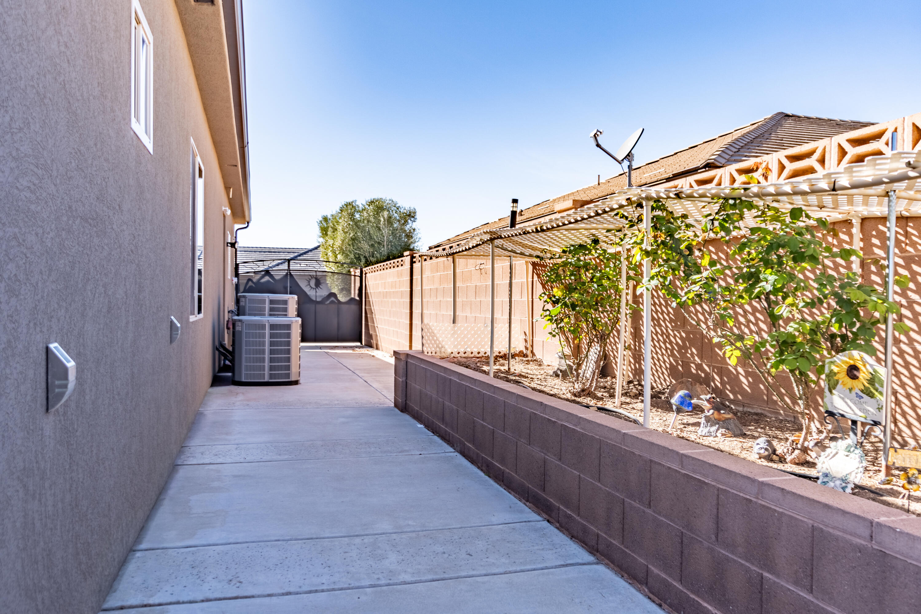 SETTLERS CROSSING - Residential