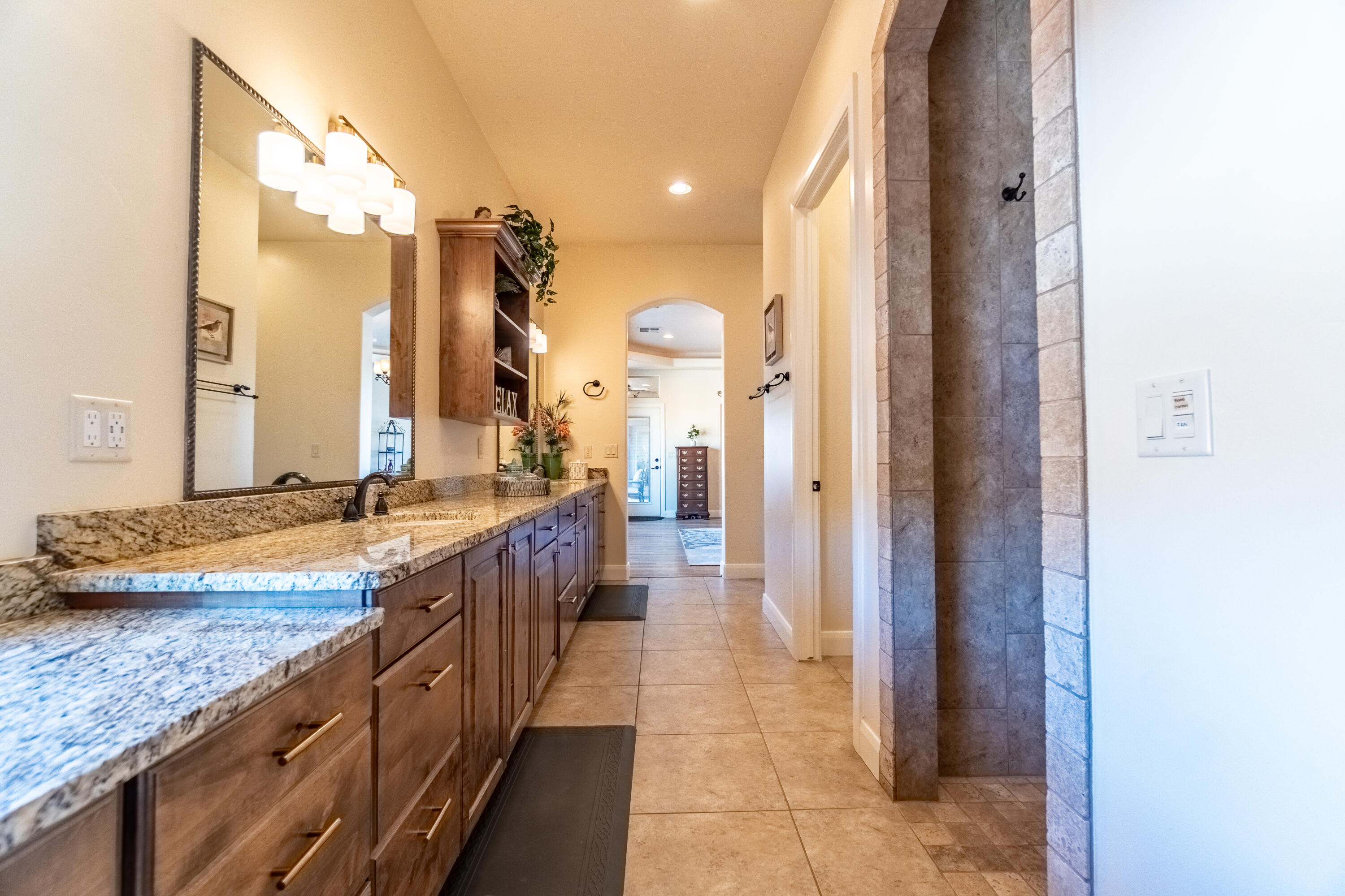 SETTLERS CROSSING - Residential