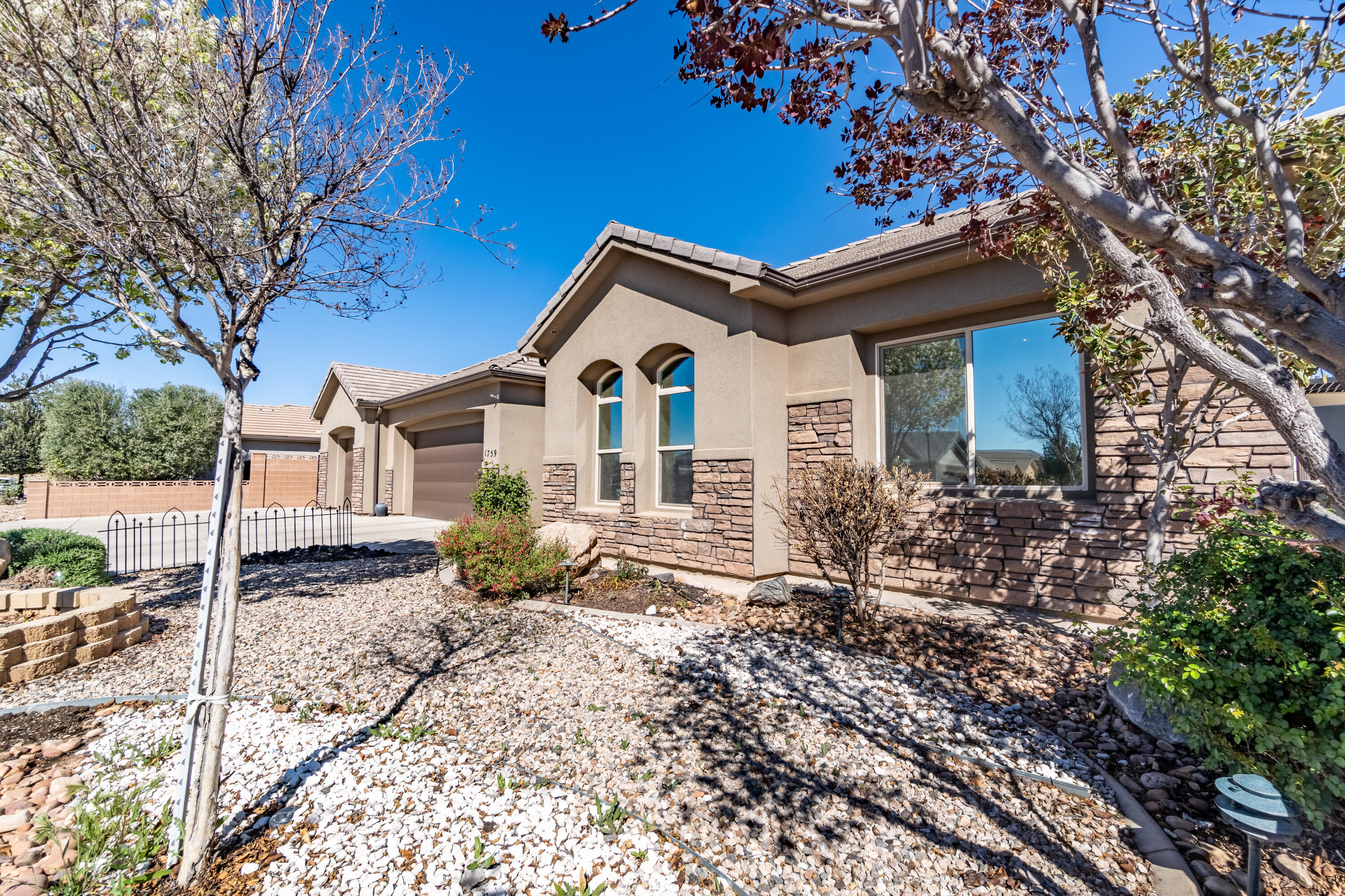 SETTLERS CROSSING - Residential