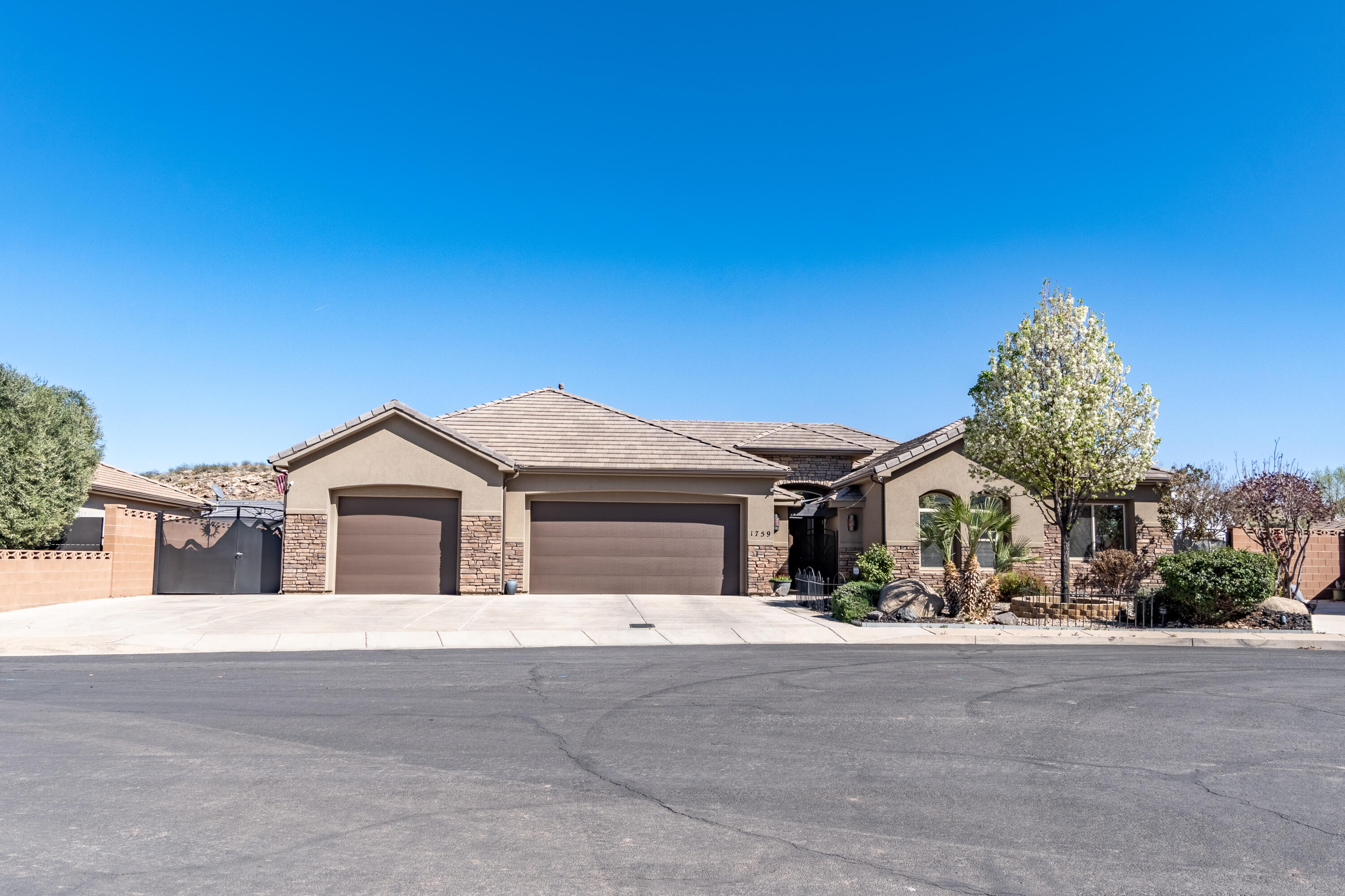 SETTLERS CROSSING - Residential