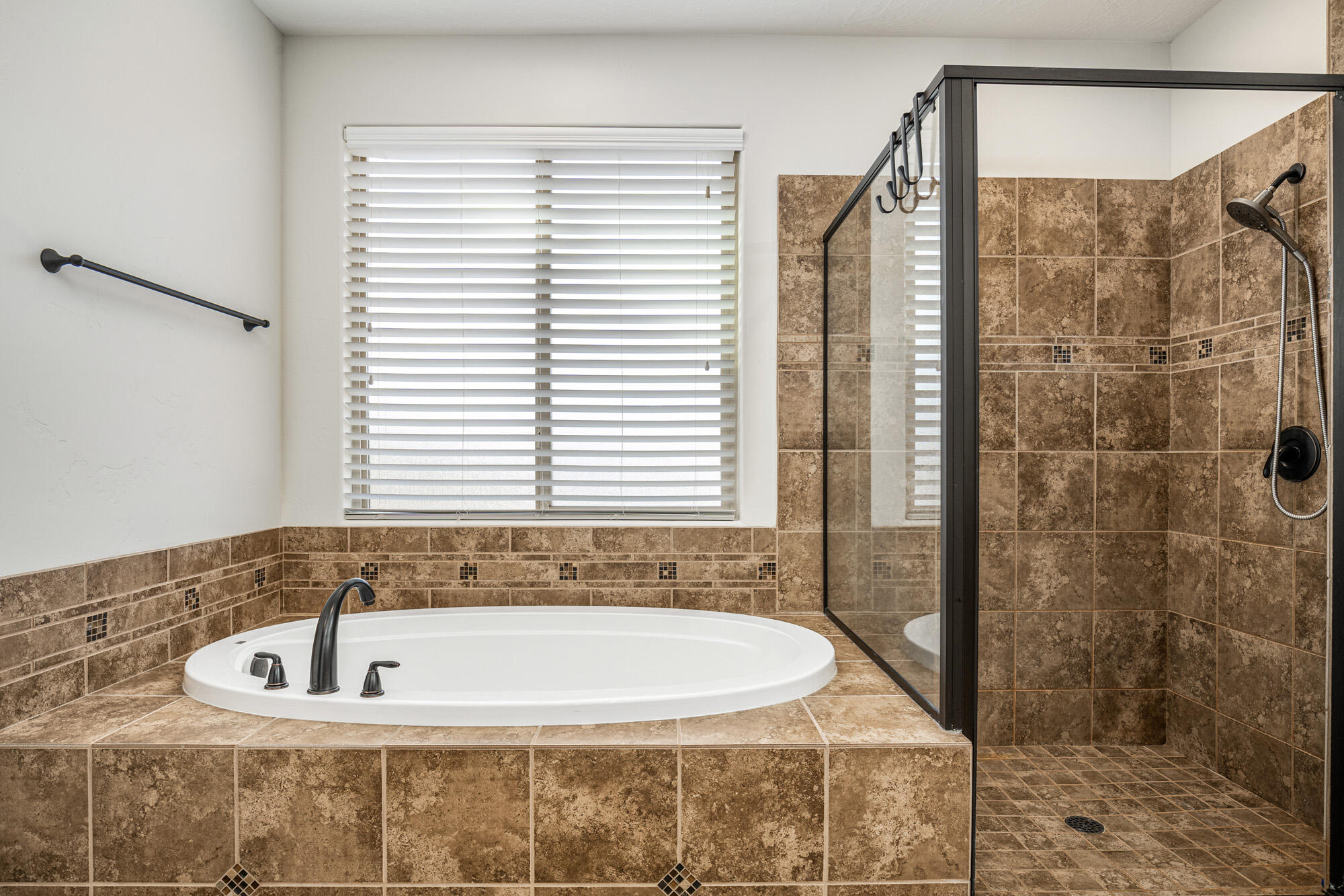 TENAYA ESTATES - Residential