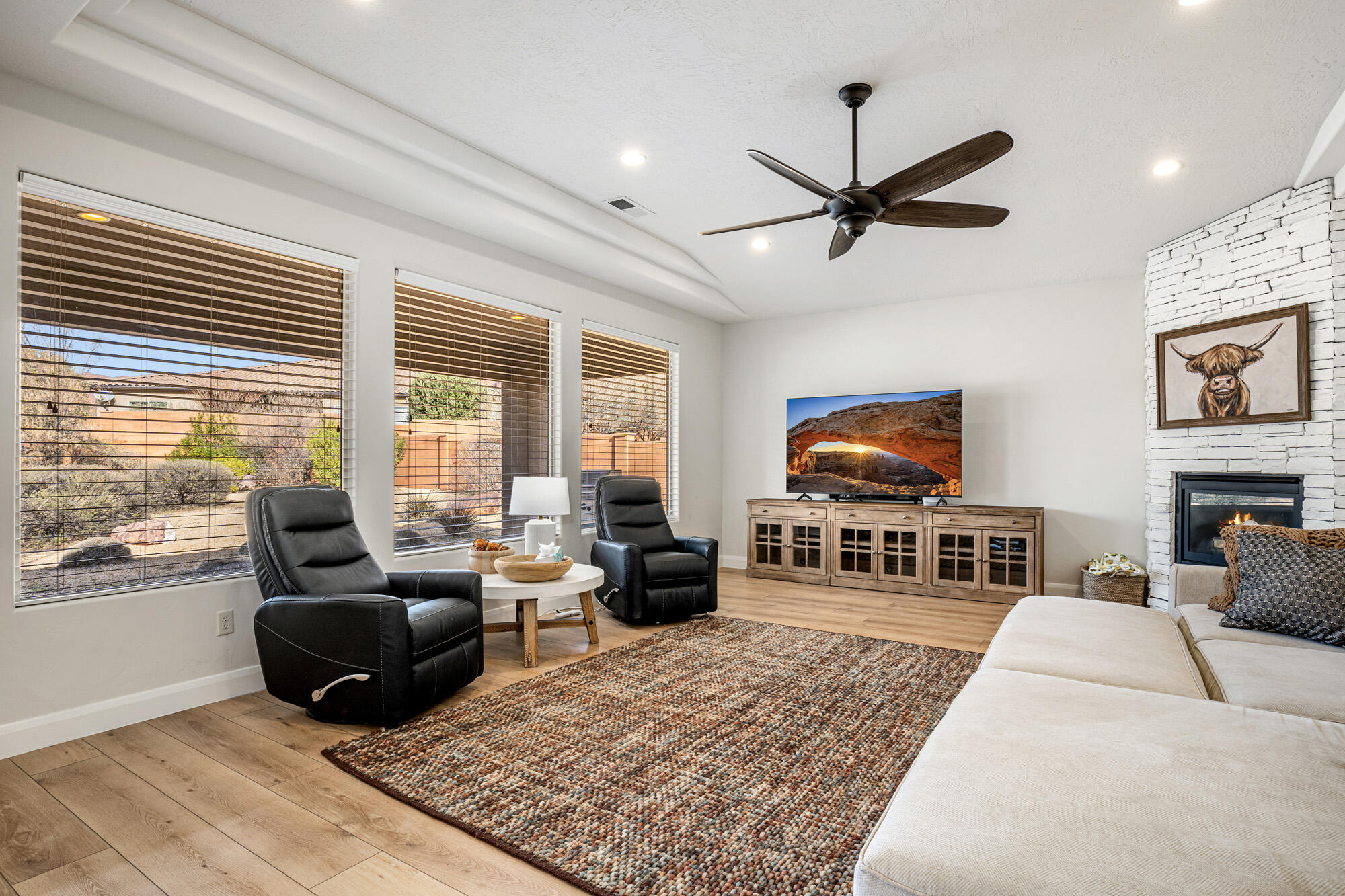 TENAYA ESTATES - Residential