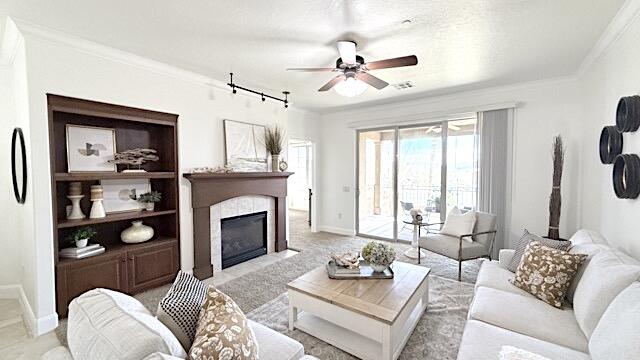 PELICAN HILLS CONDOMINIUMS - Residential