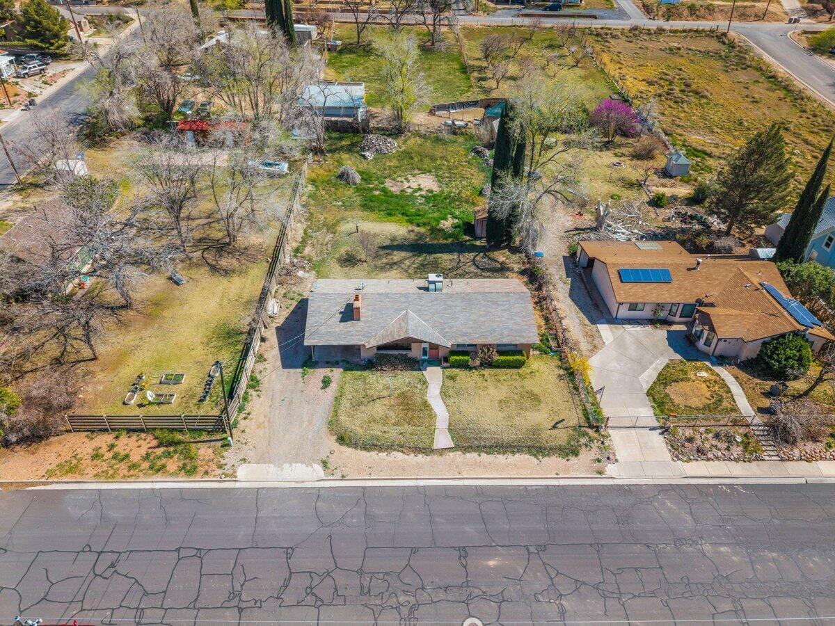 LAVERKIN TOWNSITE AND FIELD - Residential