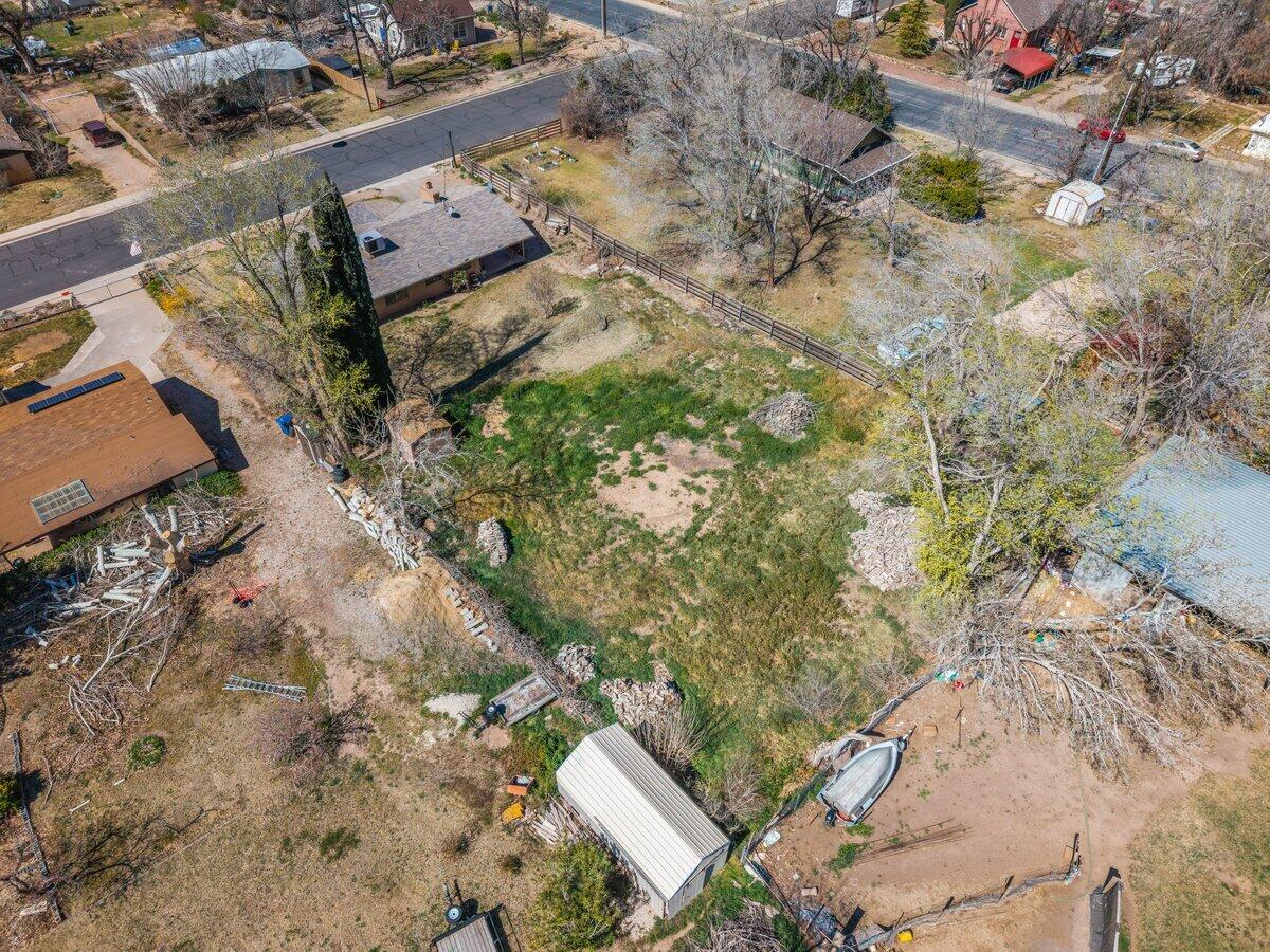 LAVERKIN TOWNSITE AND FIELD - Residential