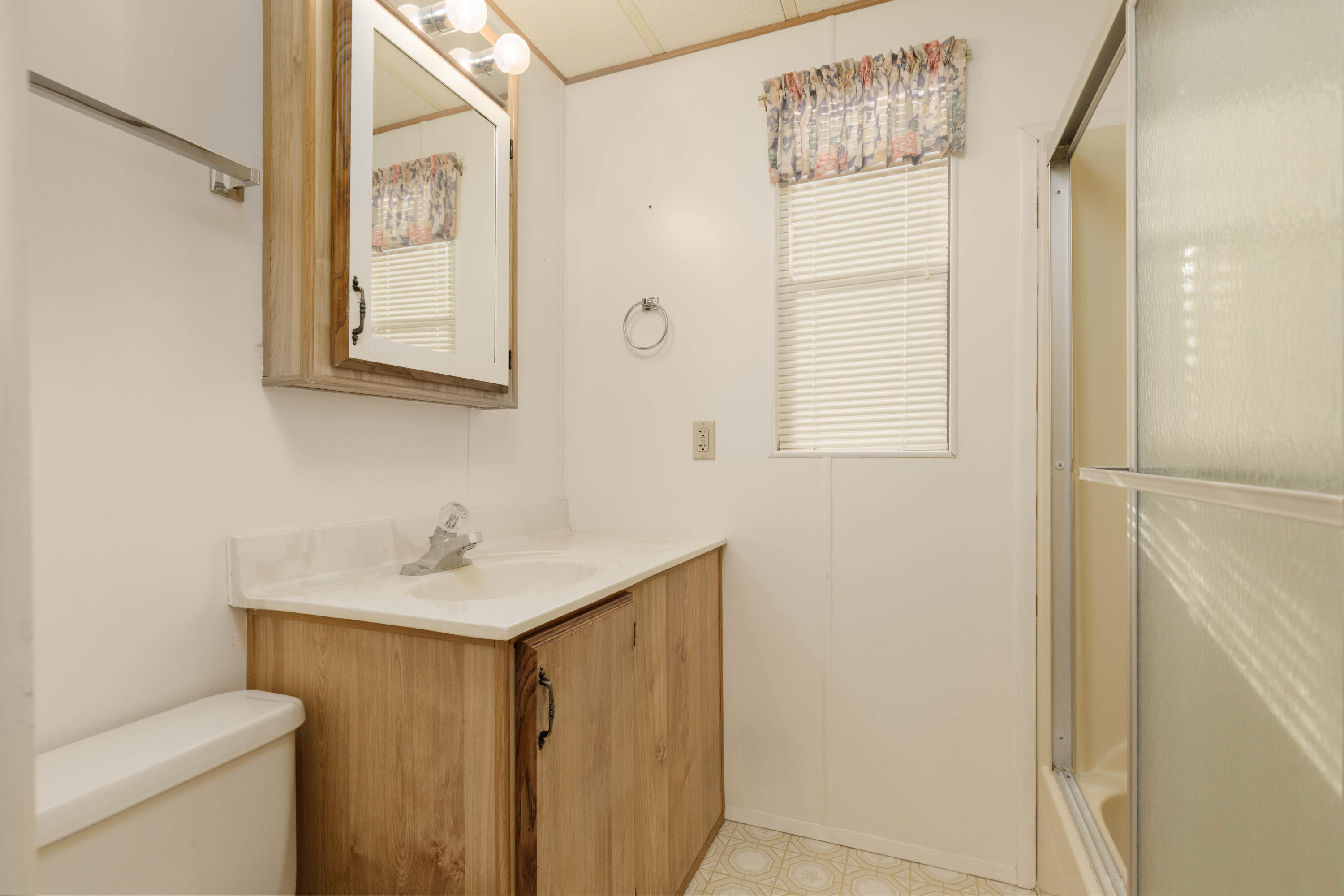 DIXIE DOWNS RV RESORT - Residential