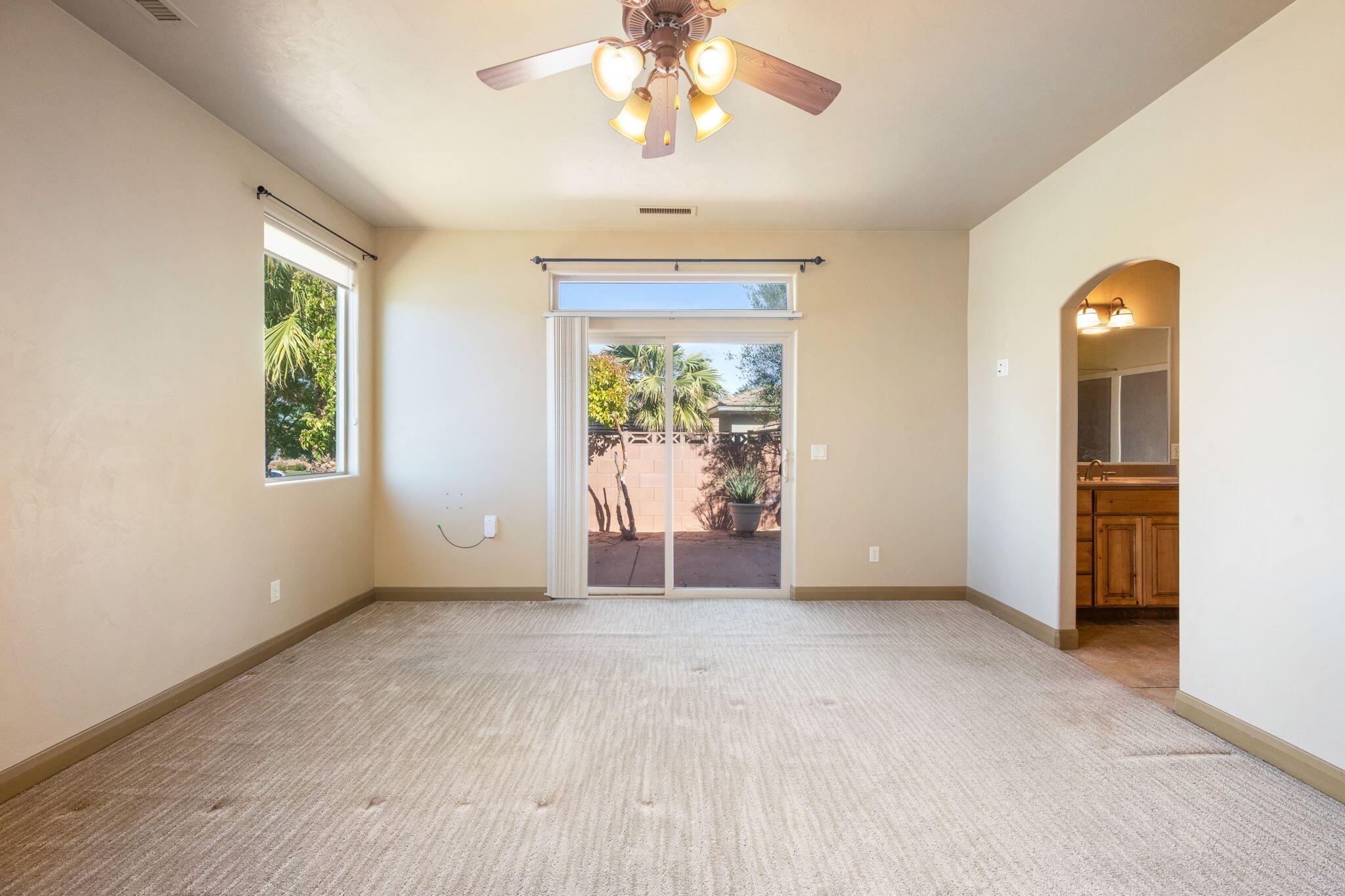 DESERT HILLS - Residential