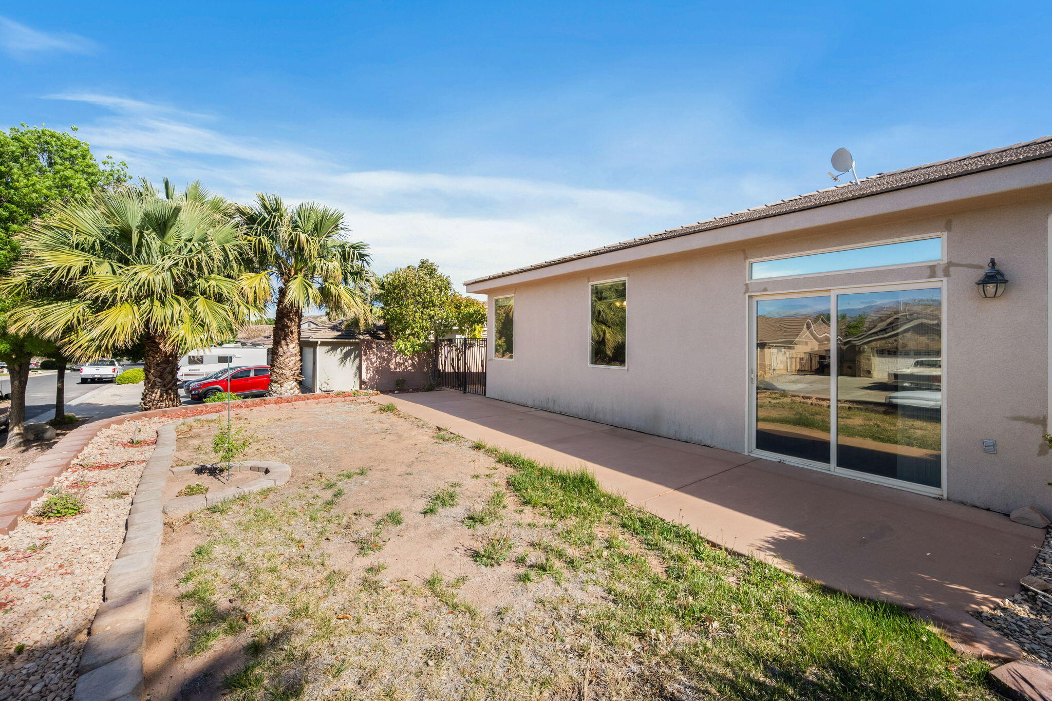 DESERT HILLS - Residential