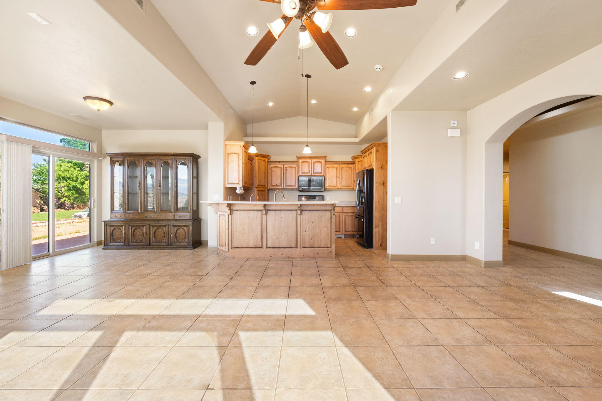 DESERT HILLS - Residential