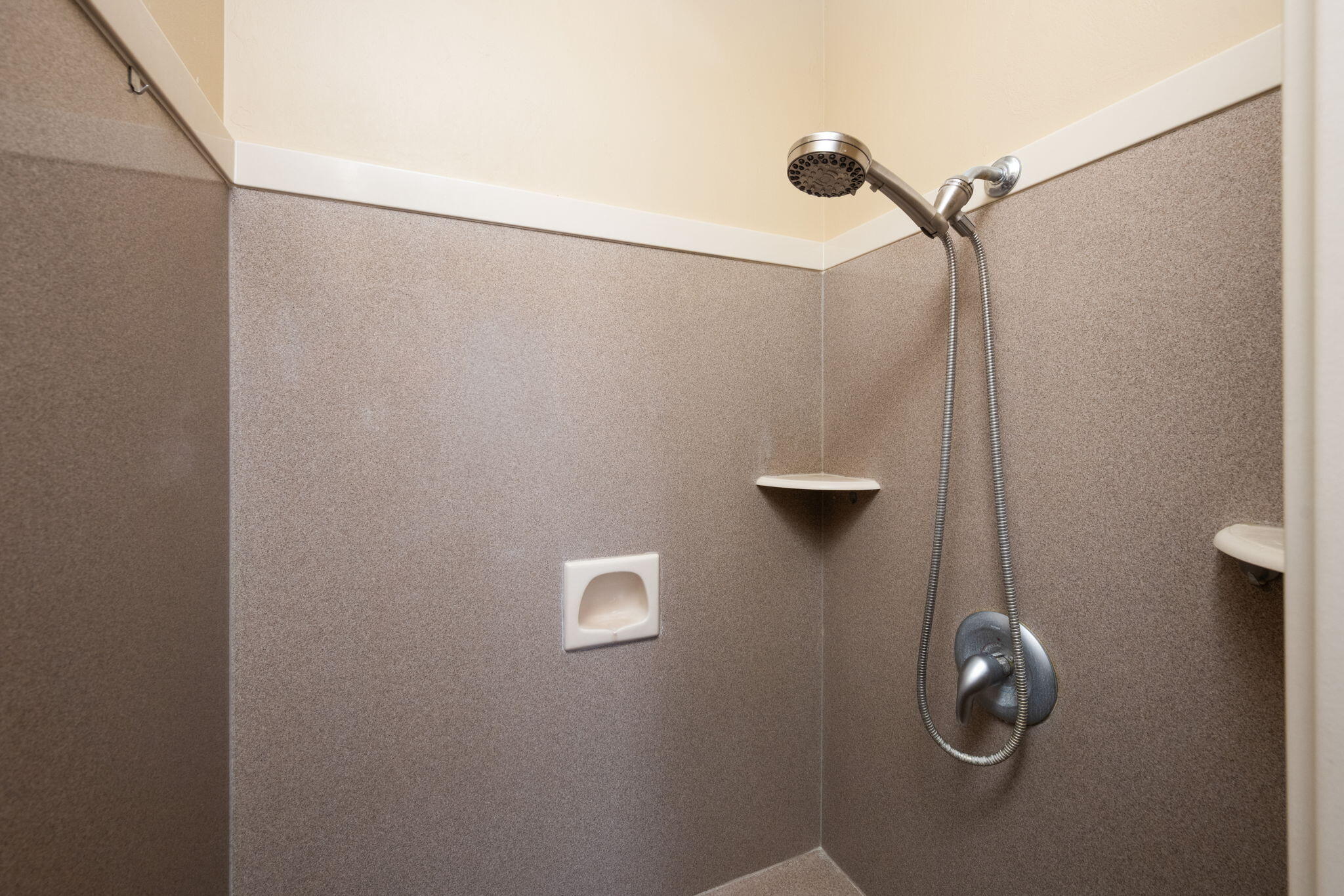 DESERT HILLS - Residential