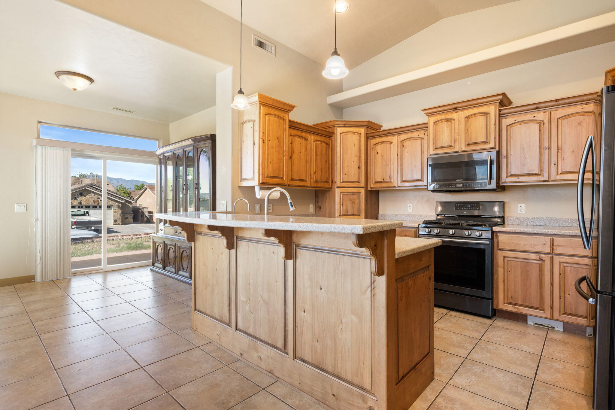 DESERT HILLS - Residential