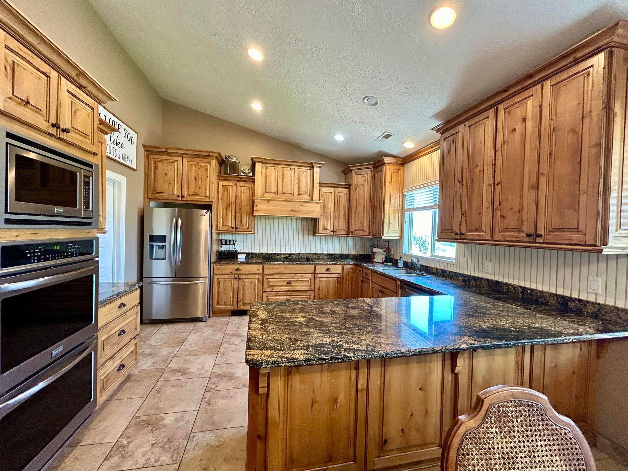 NORTH HILL ESTATES - Residential