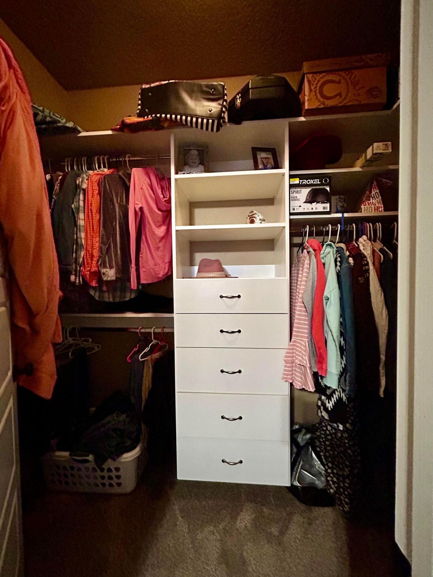 NORTH HILL ESTATES - Residential