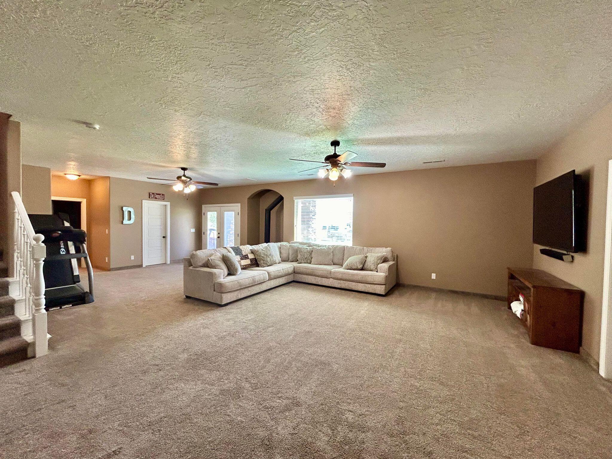 NORTH HILL ESTATES - Residential