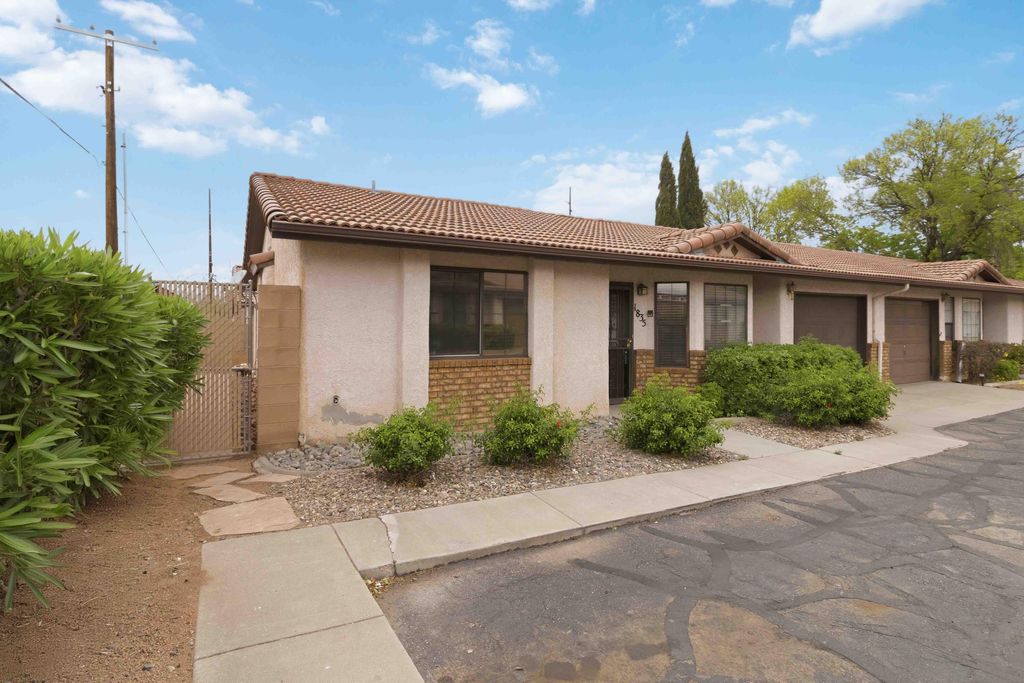 Photo of 1835 W 950 N, Saint George, UT 84770 (MLS # 26-270897)