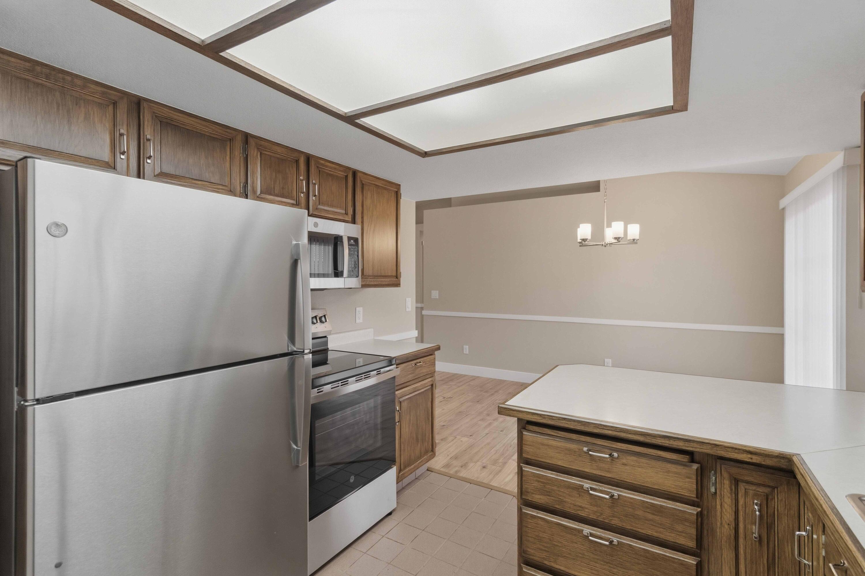 COLOR VIEW TOWNHOMES - Residential