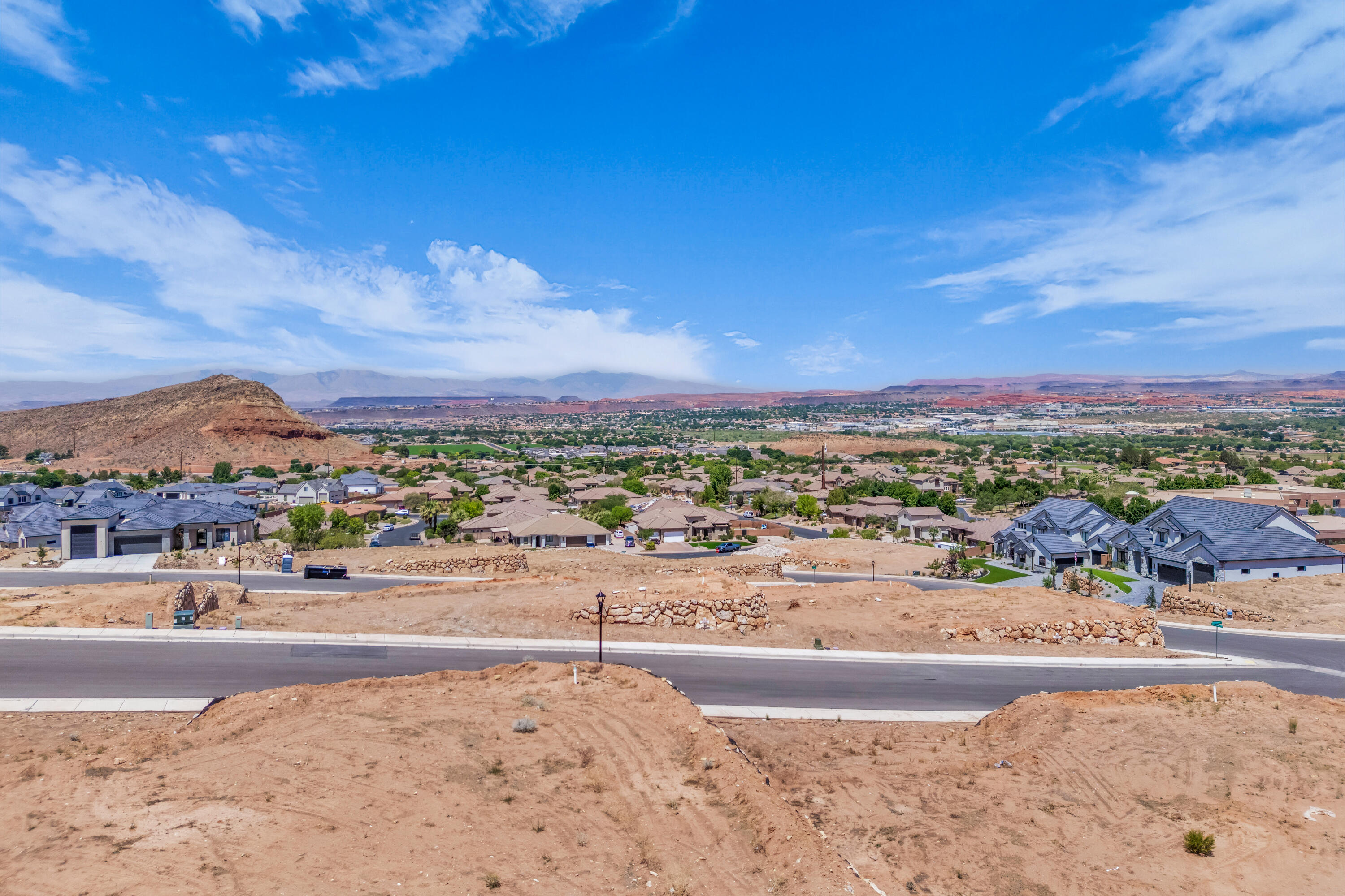 HEIGHTS AT WASHINGTON BENCH - Residential