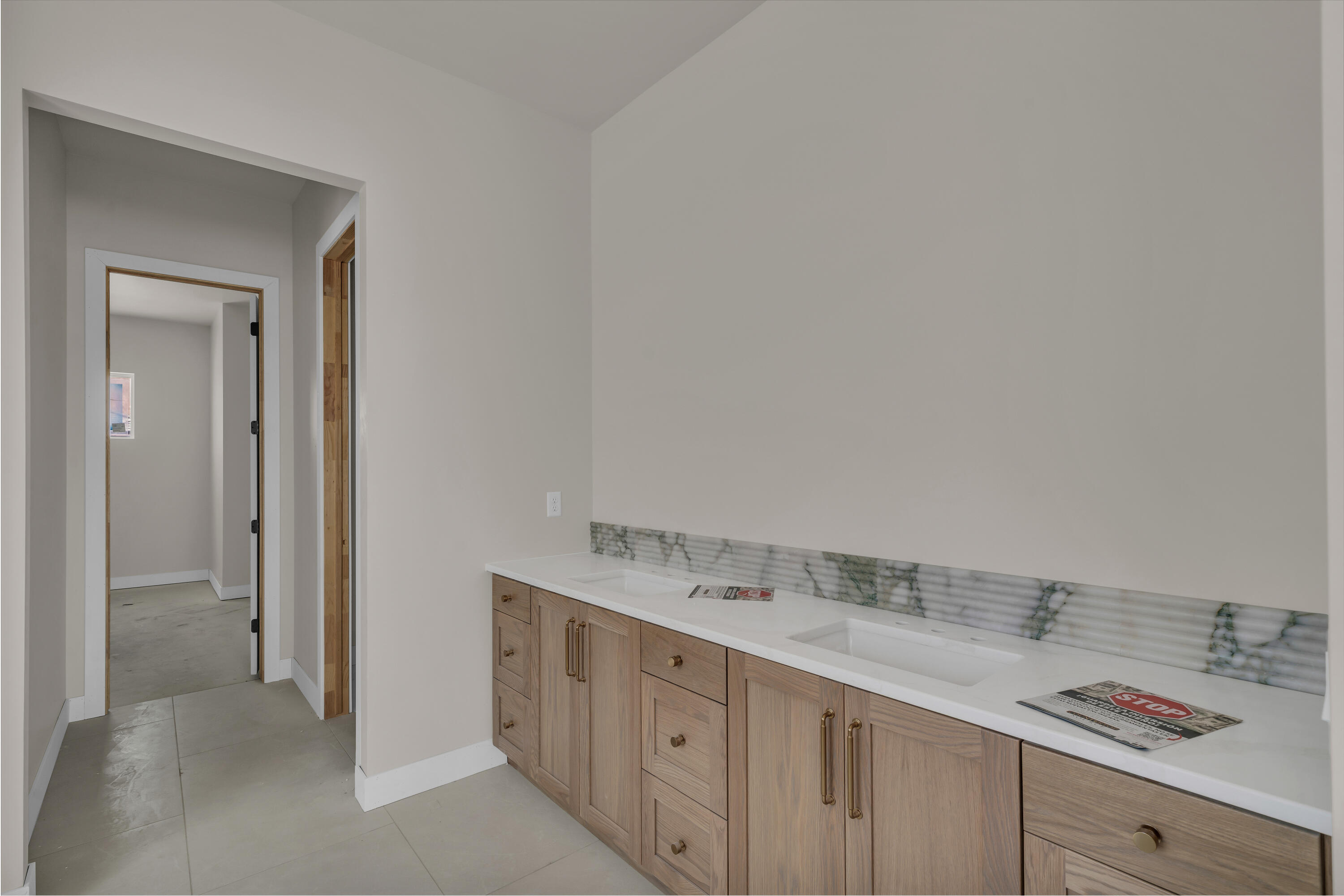 HEIGHTS AT WASHINGTON BENCH - Residential