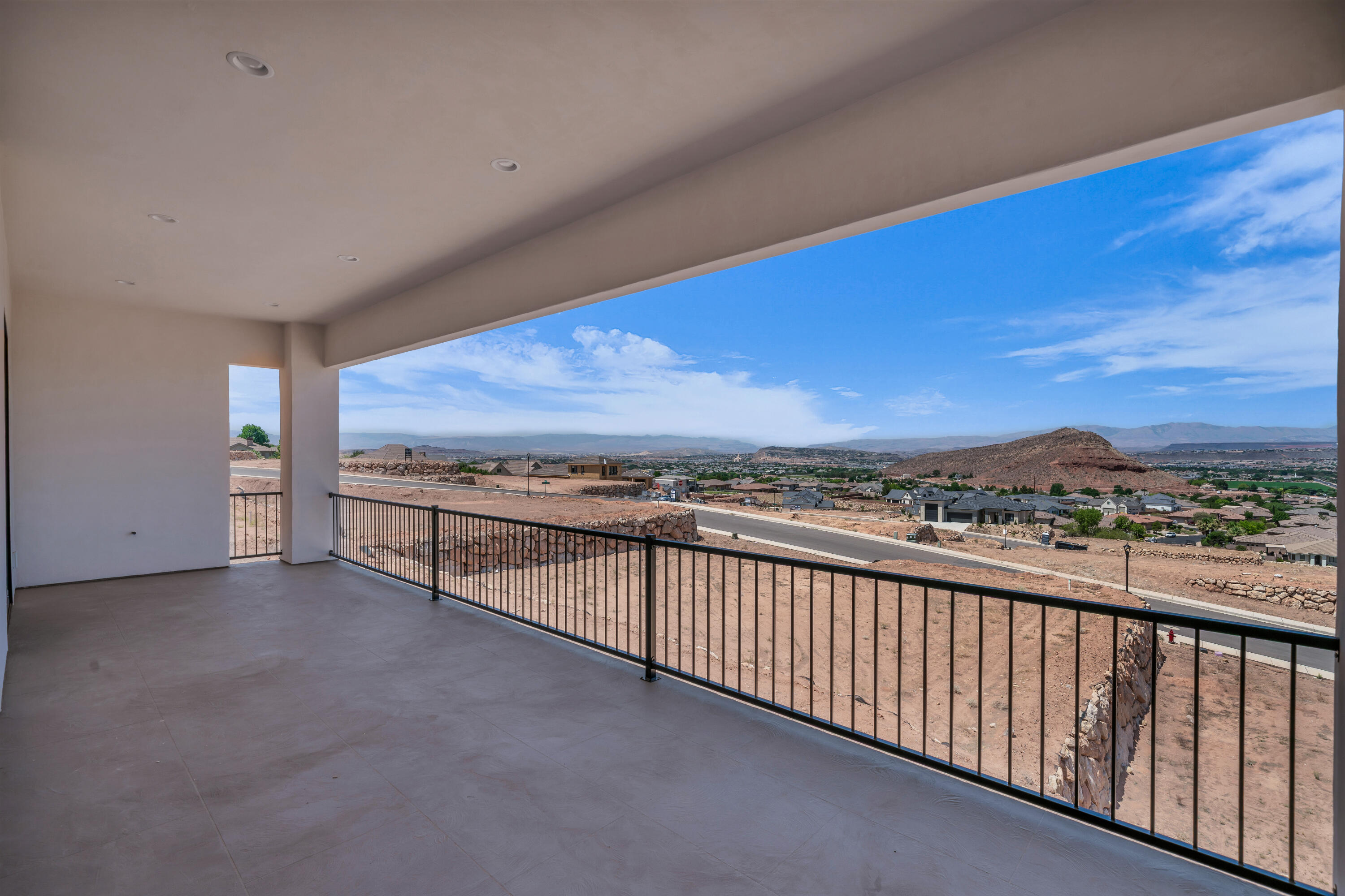 HEIGHTS AT WASHINGTON BENCH - Residential