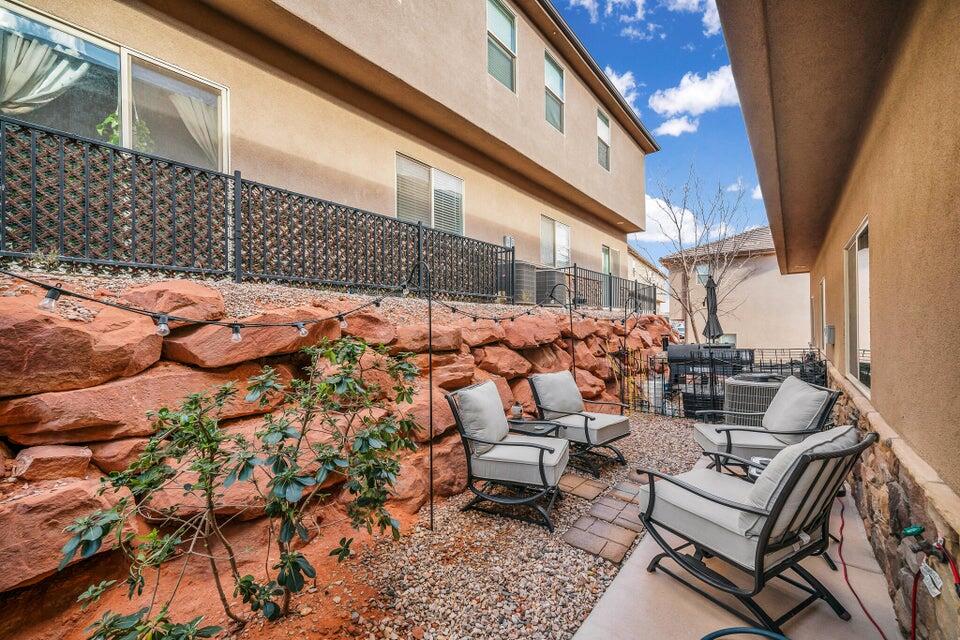 MILLCREEK SPRINGS TOWNHOMES - Residential