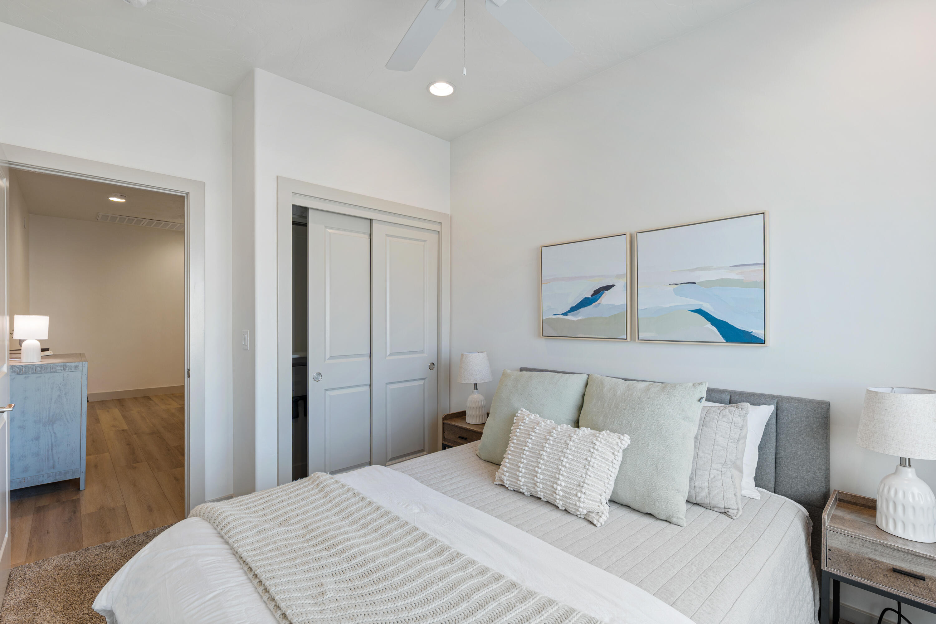 HERITAGE POINTE - Residential