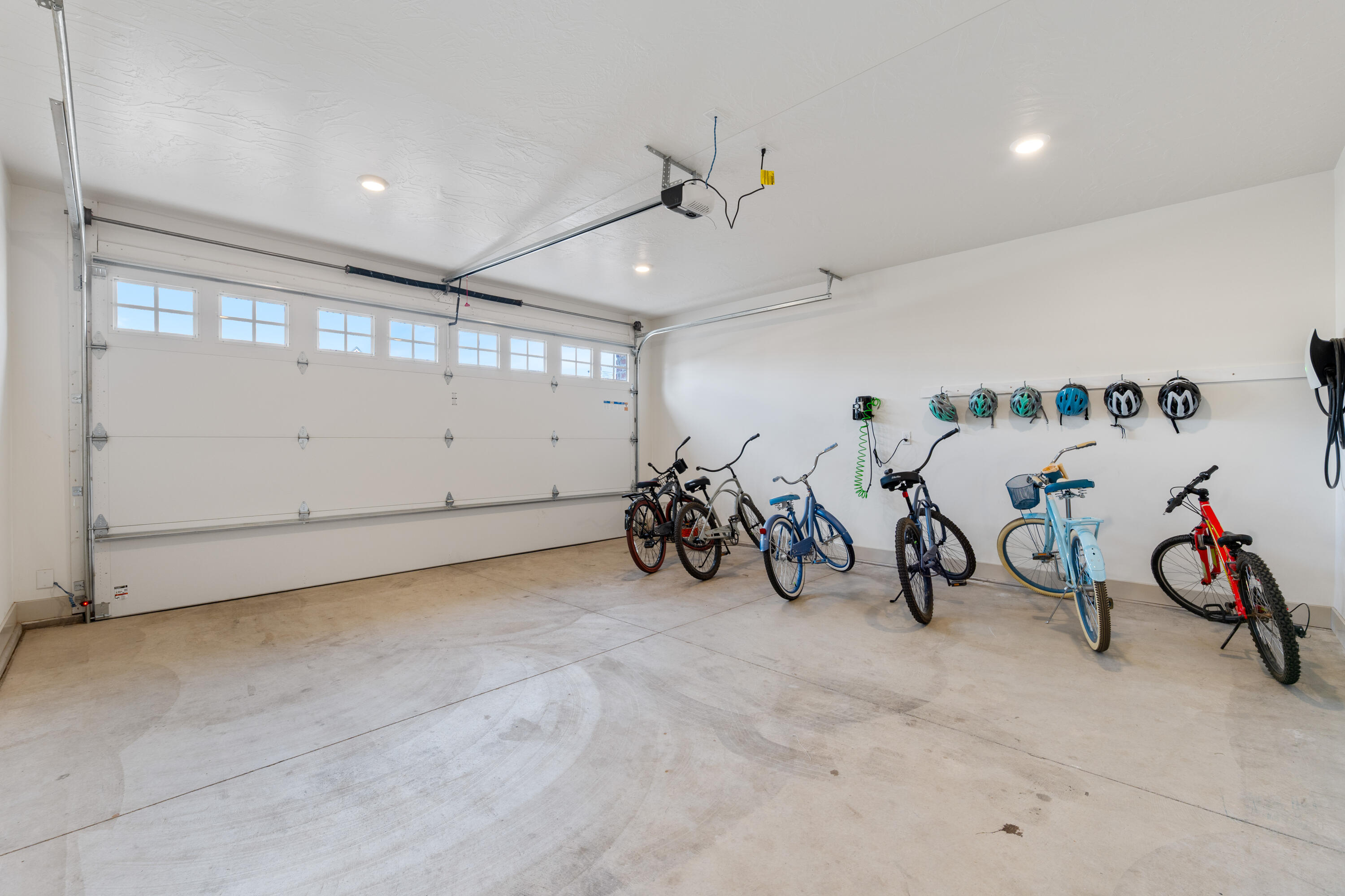 HERITAGE POINTE - Residential