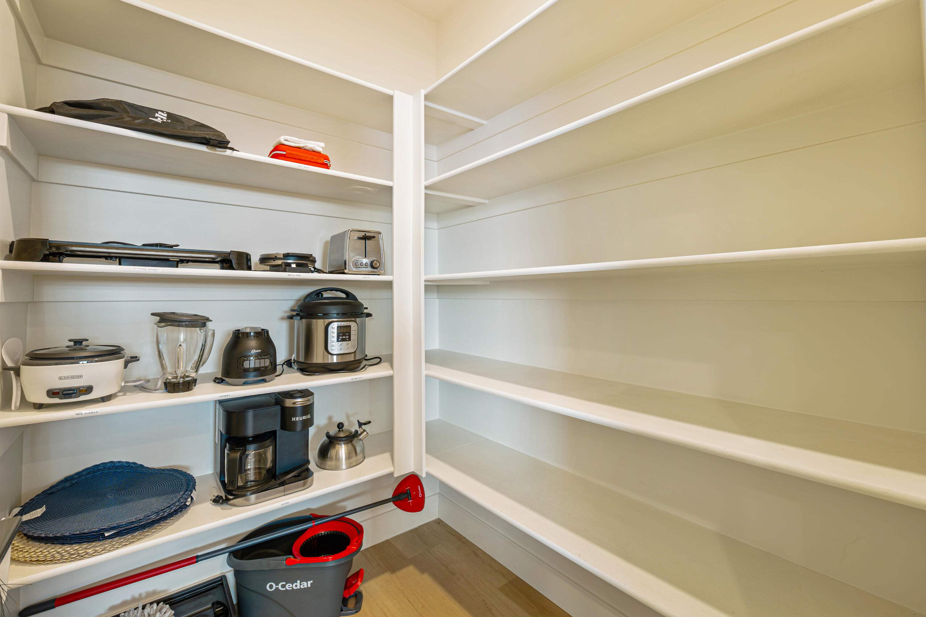 HERITAGE POINTE - Residential