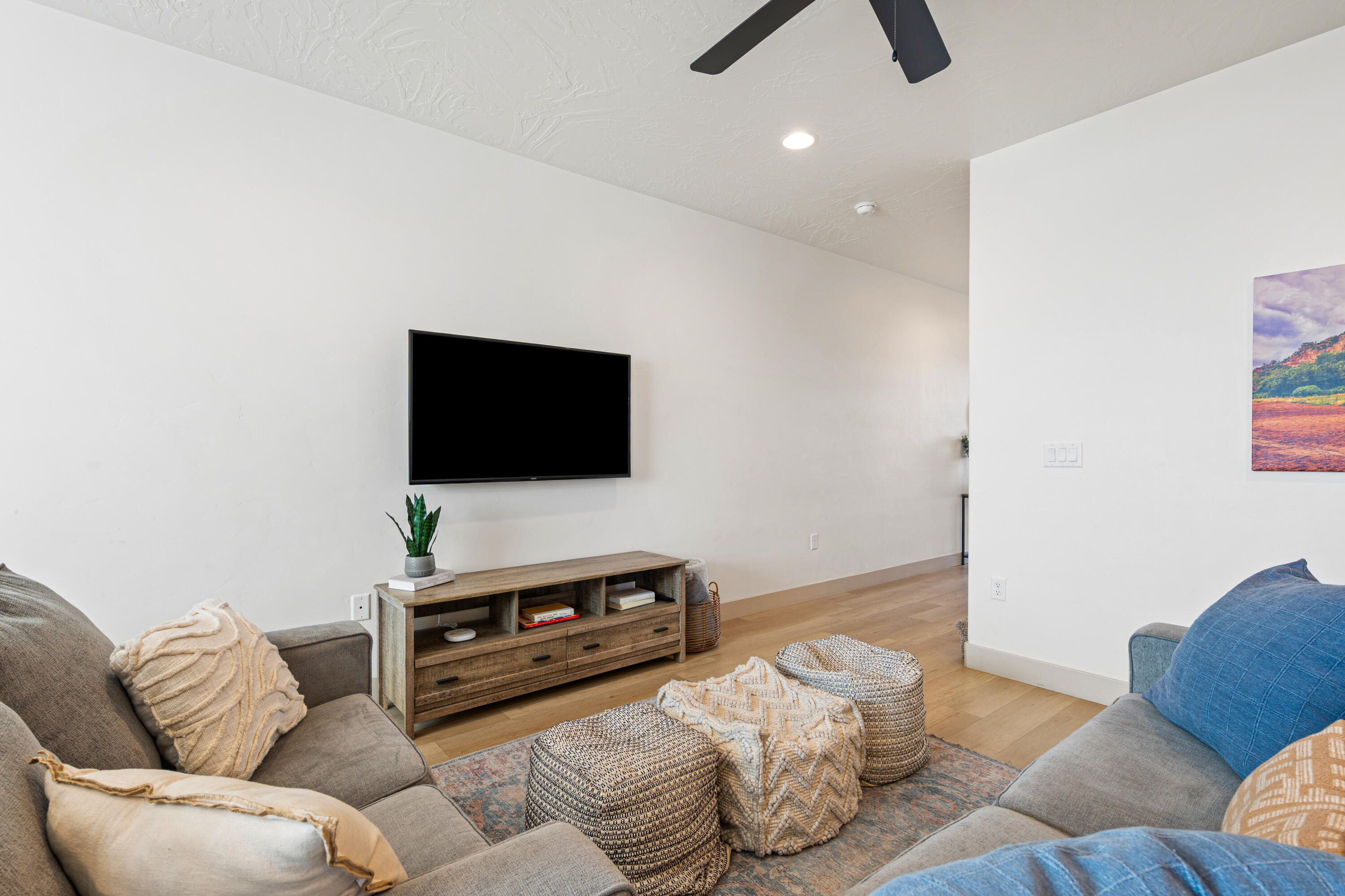 HERITAGE POINTE - Residential