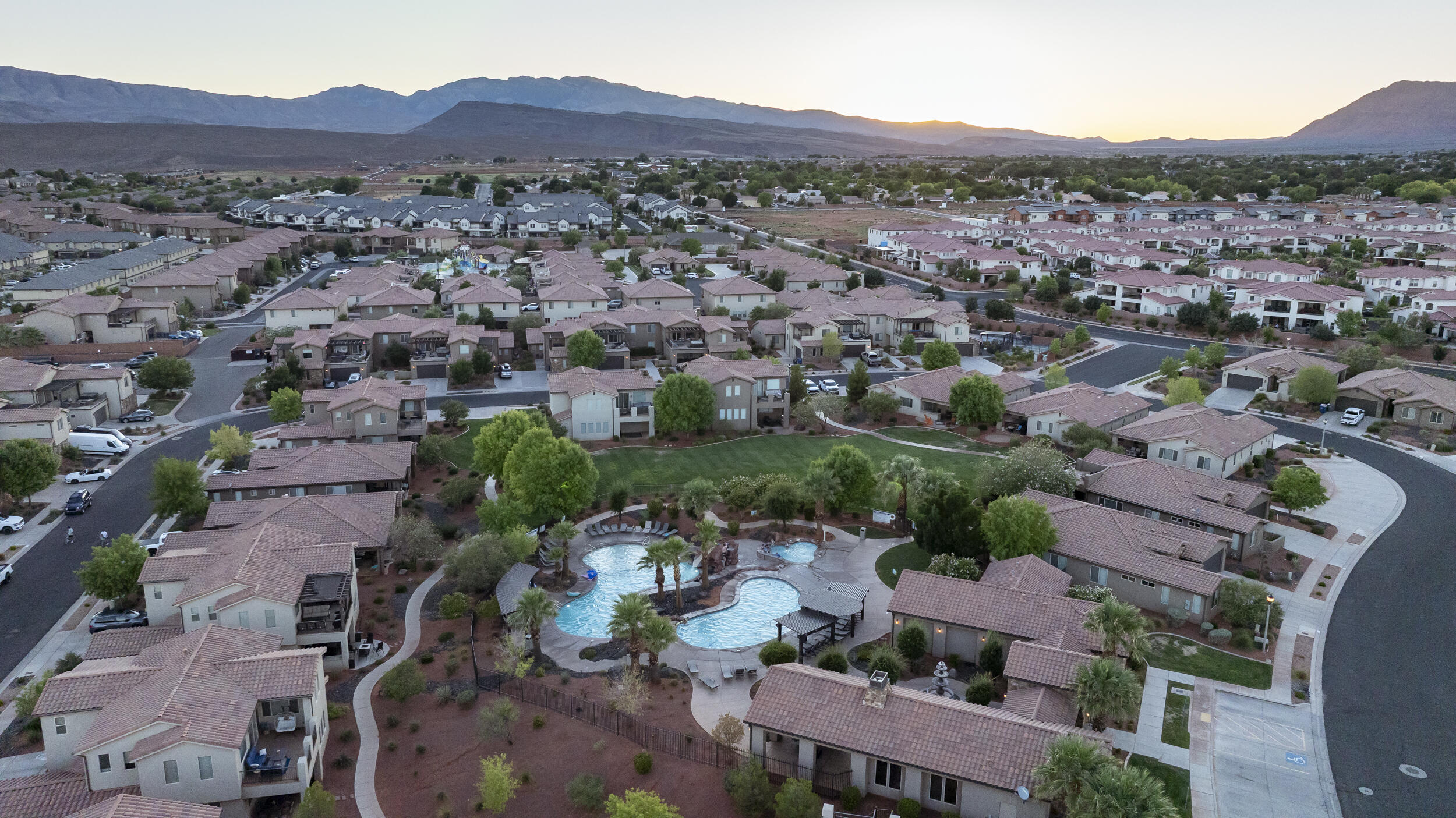 PARADISE VILLAGE AT ZION - Residential