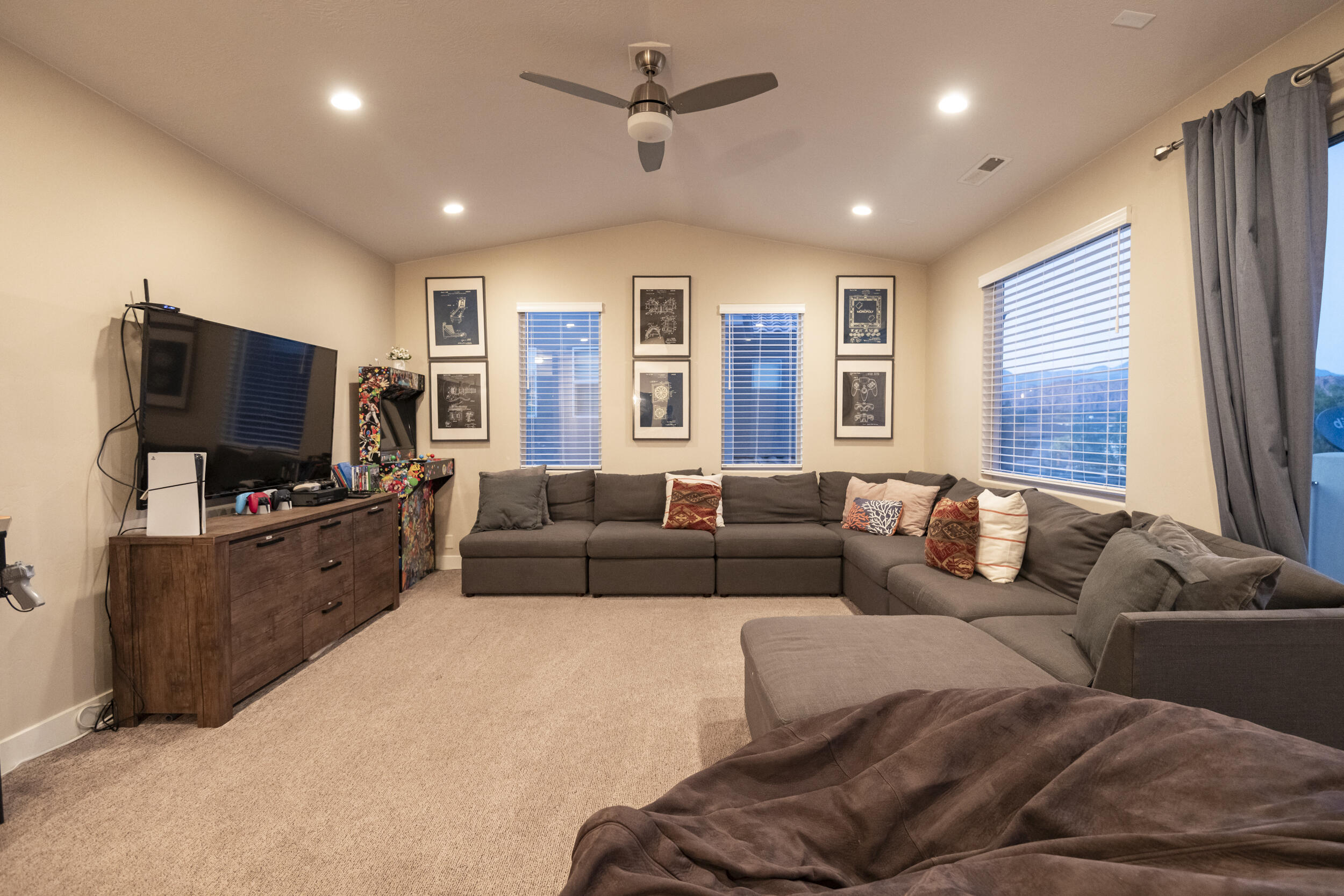 PARADISE VILLAGE AT ZION - Residential