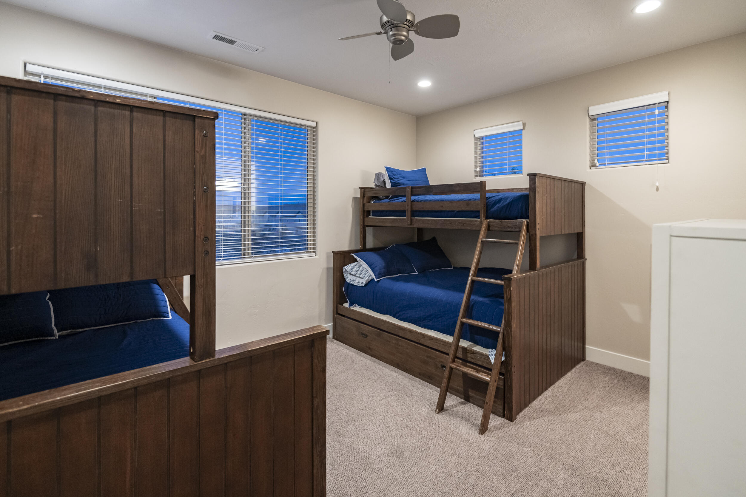 PARADISE VILLAGE AT ZION - Residential