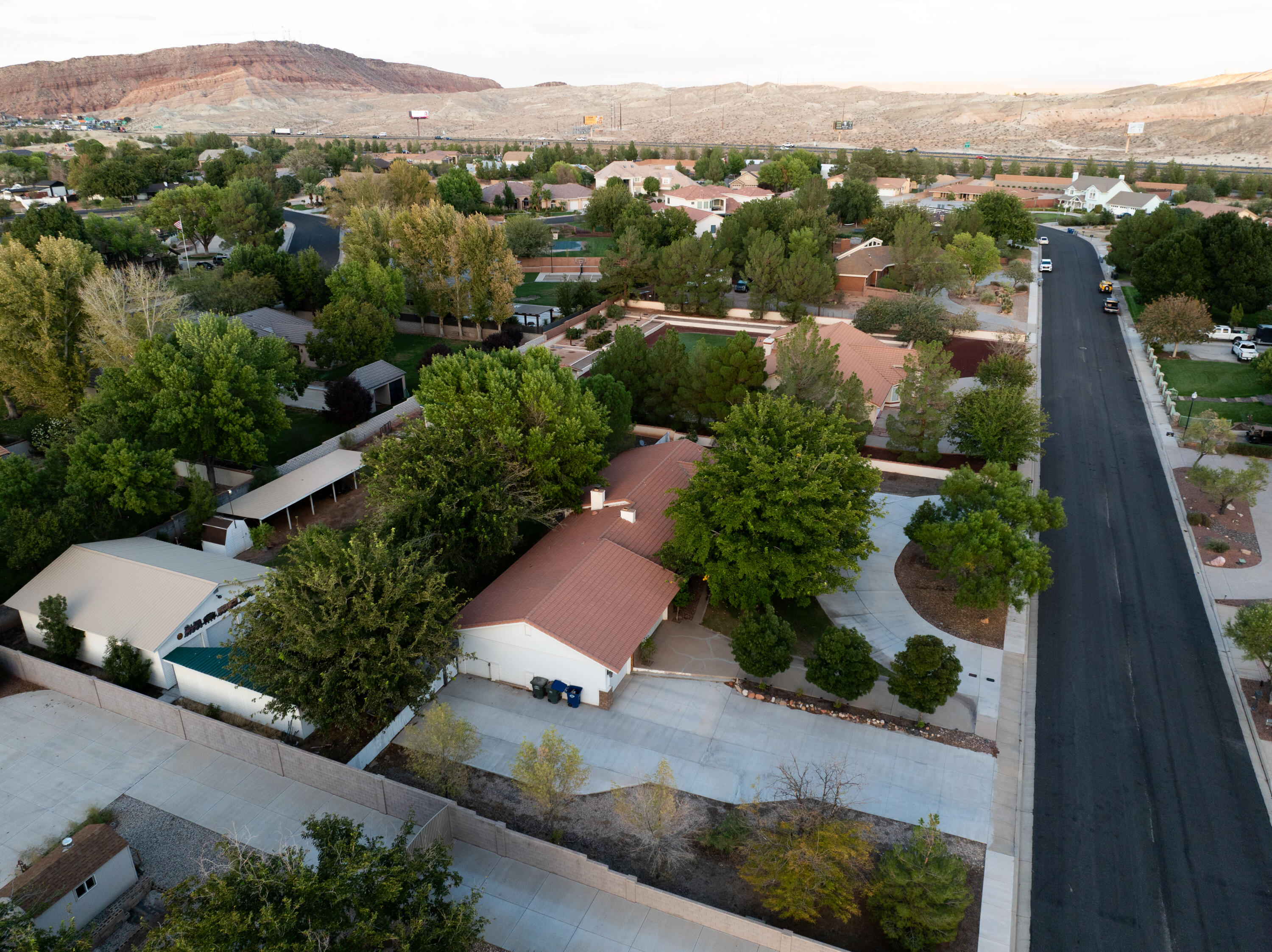 BLOOMINGTON RANCHES - Residential