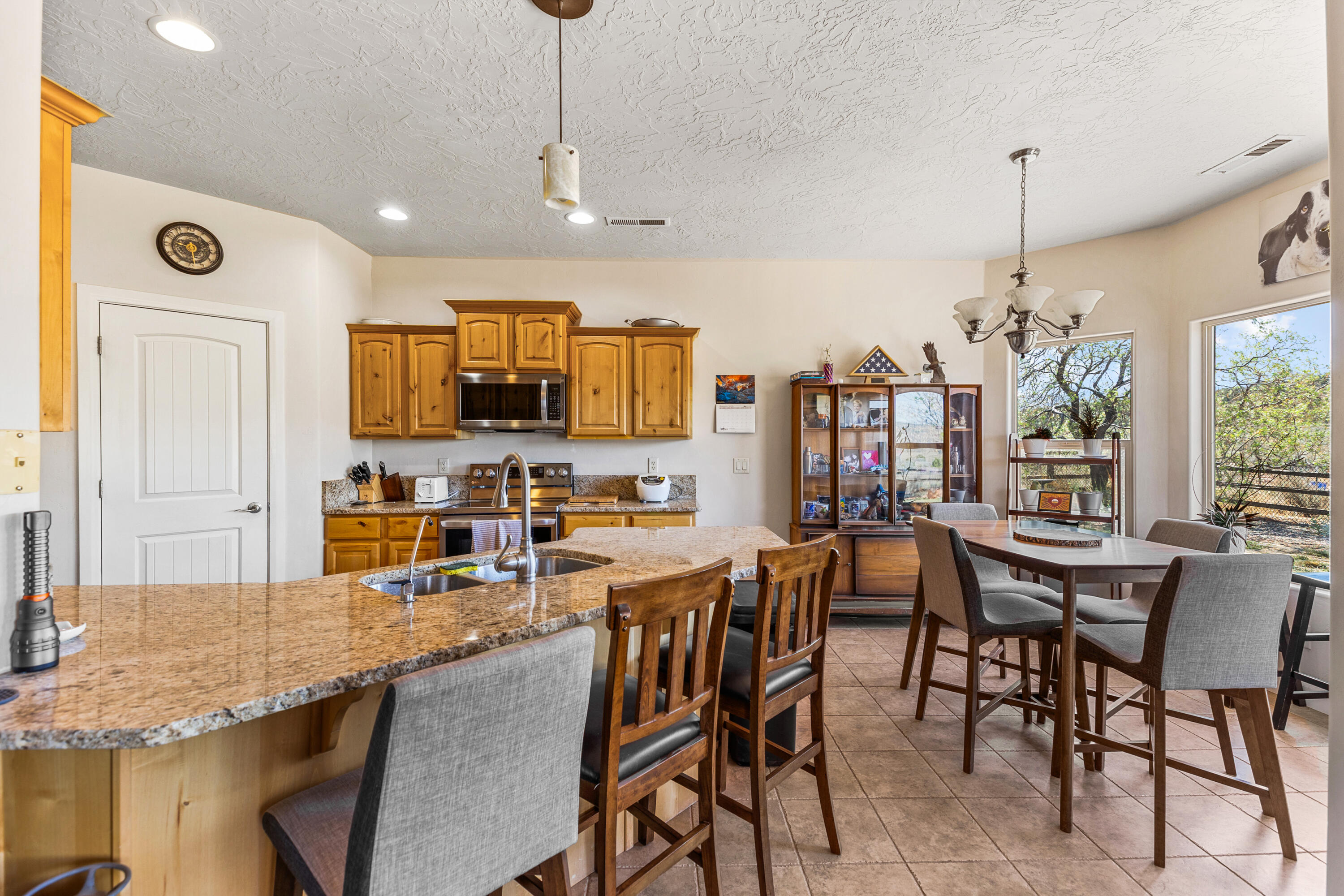 APPLE VALLEY RANCH GOOSEBERRY - Residential