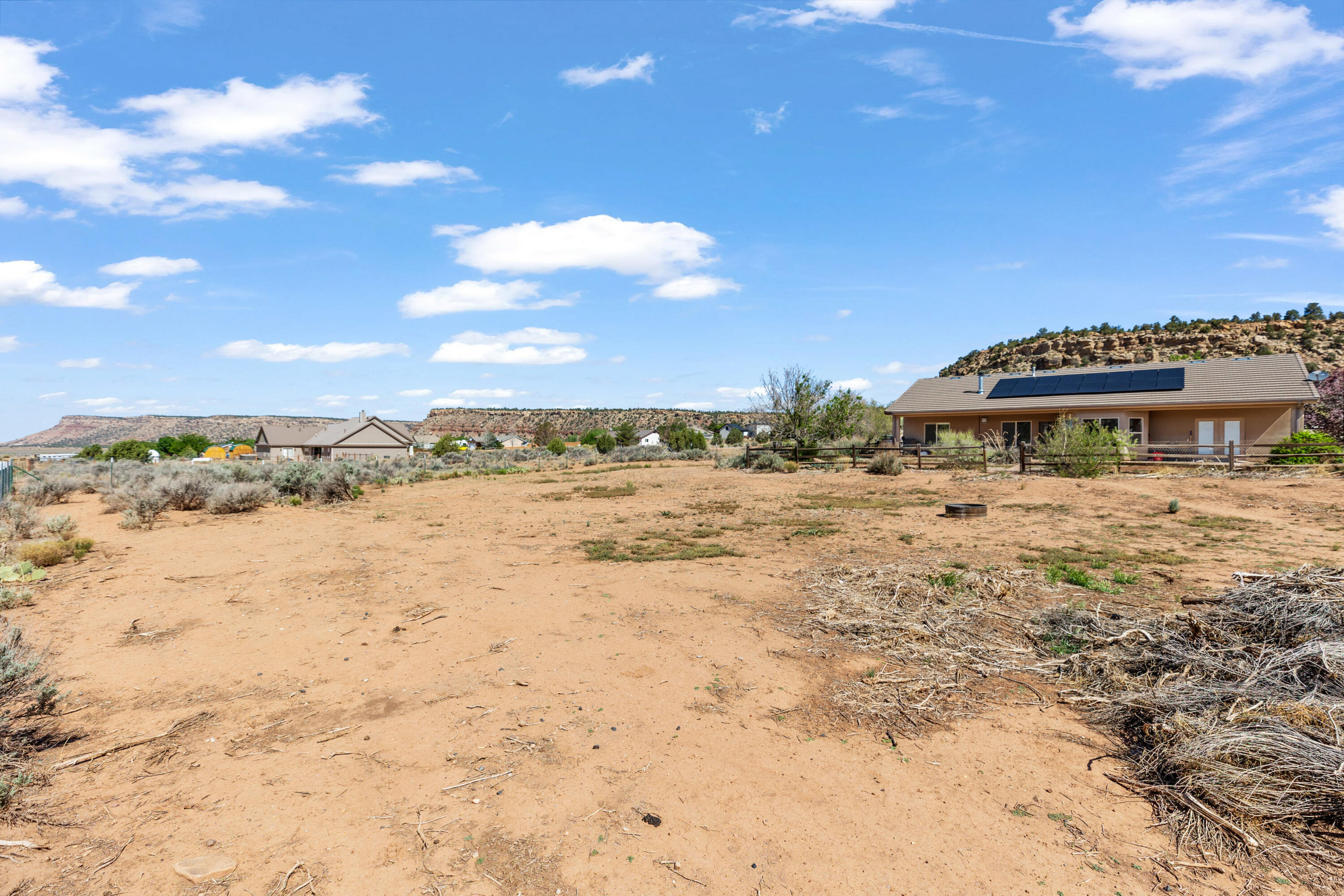 APPLE VALLEY RANCH GOOSEBERRY - Residential