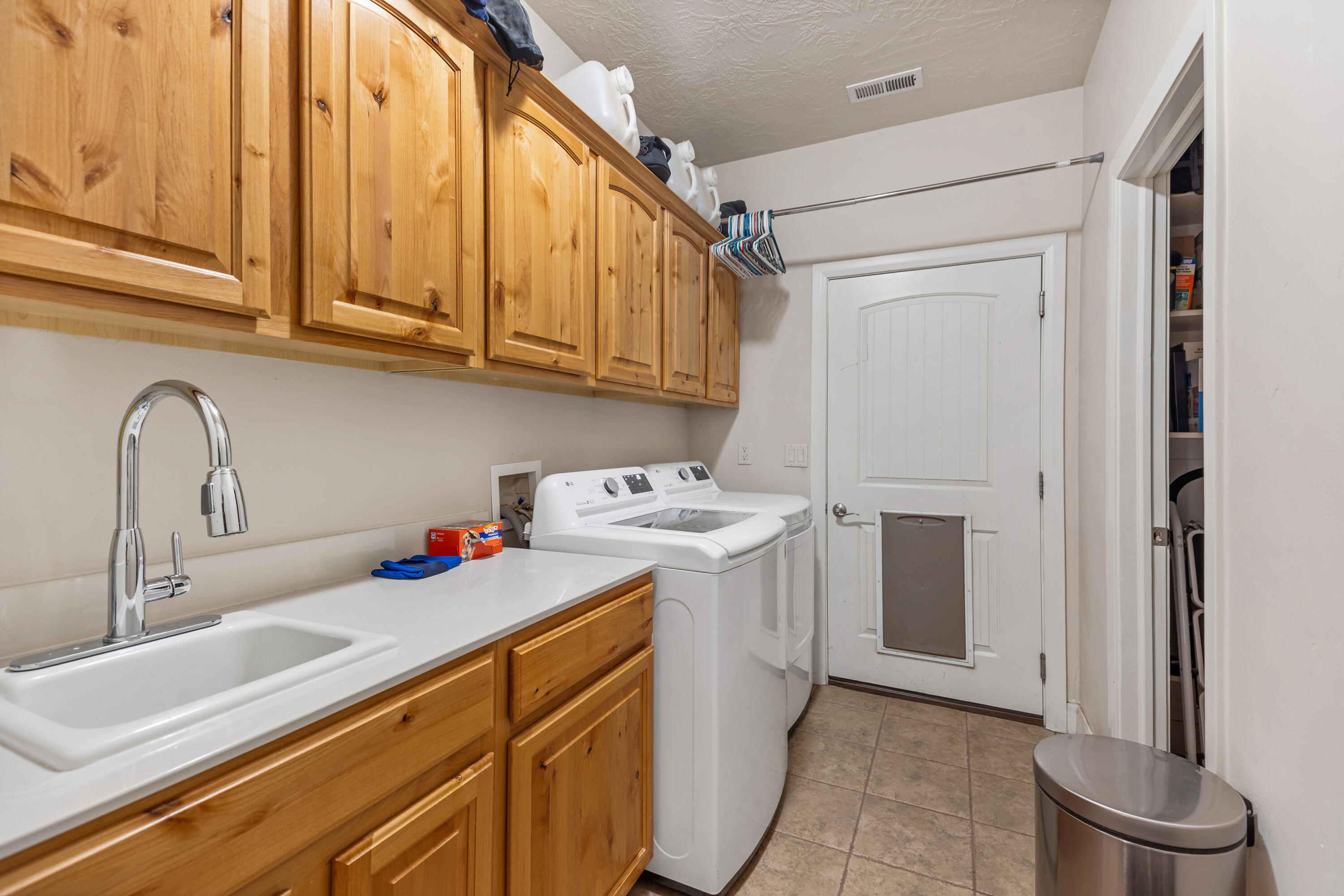 APPLE VALLEY RANCH GOOSEBERRY - Residential