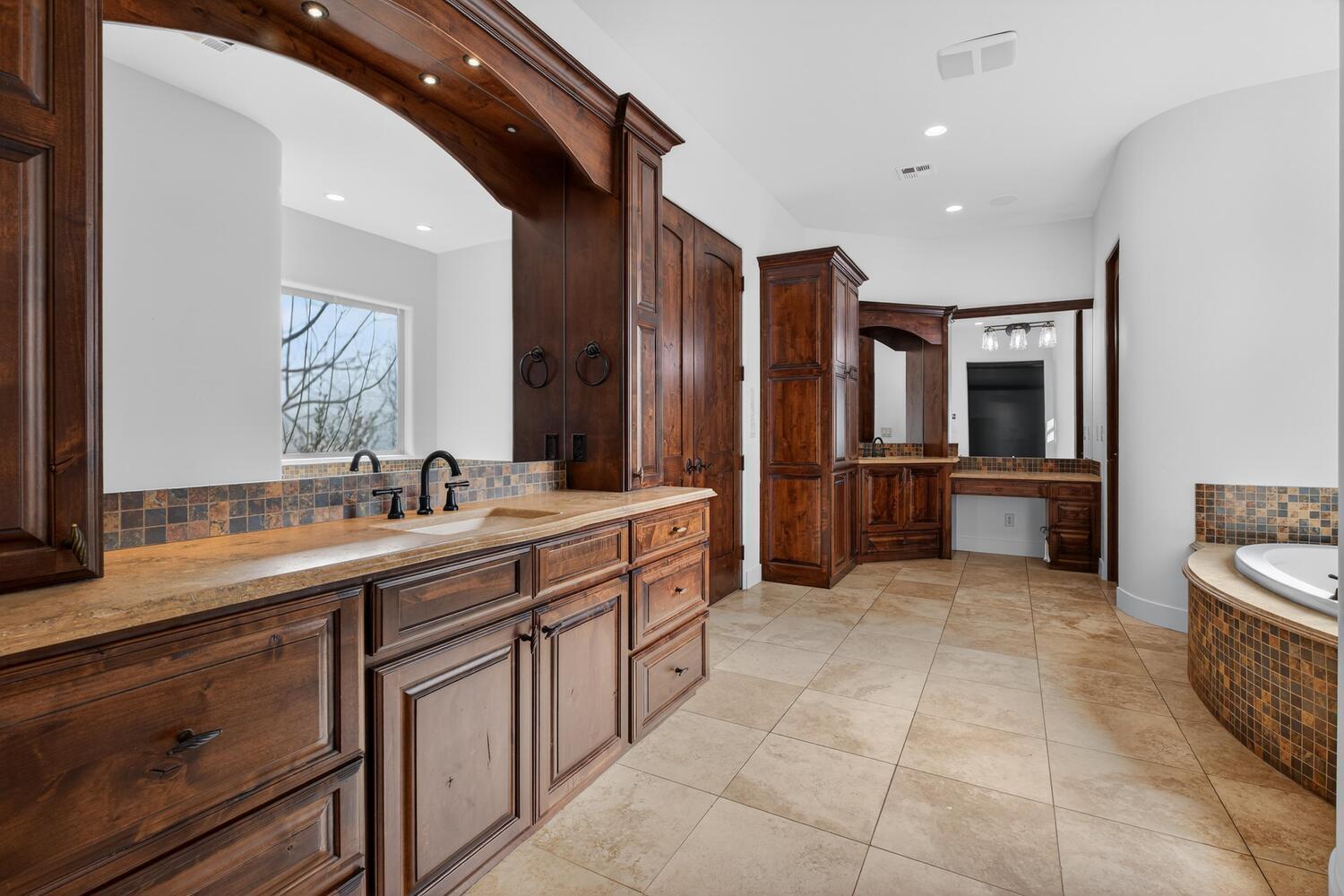 VILLA BONITA ESTATES - Residential