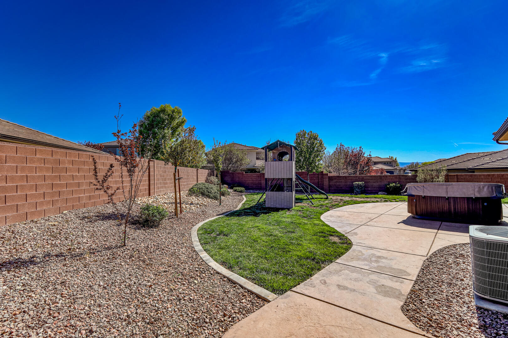 COTTONWOOD - Residential