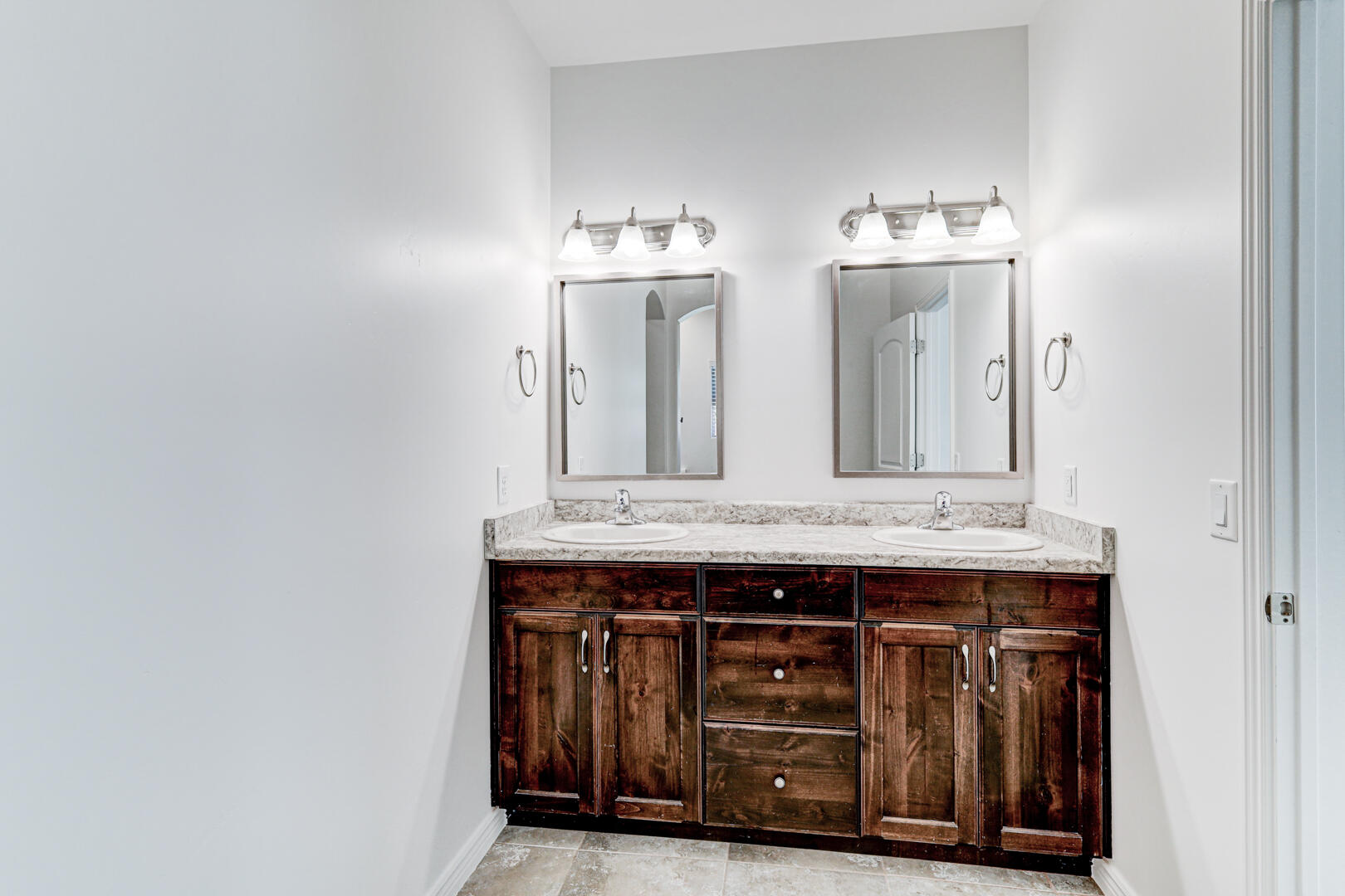 COTTONWOOD - Residential