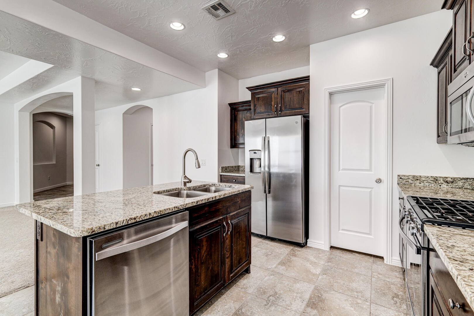 COTTONWOOD - Residential