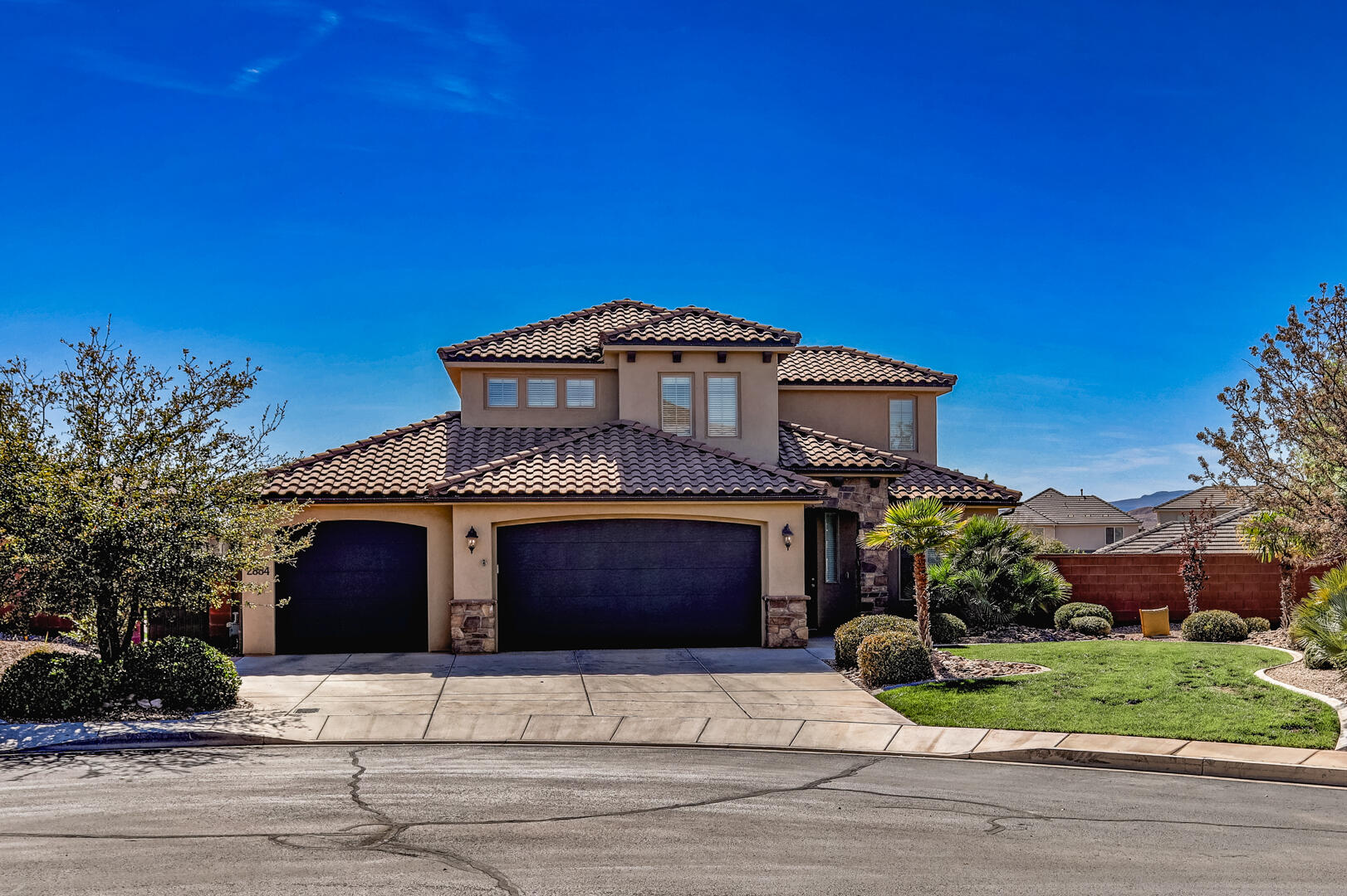 COTTONWOOD - Residential