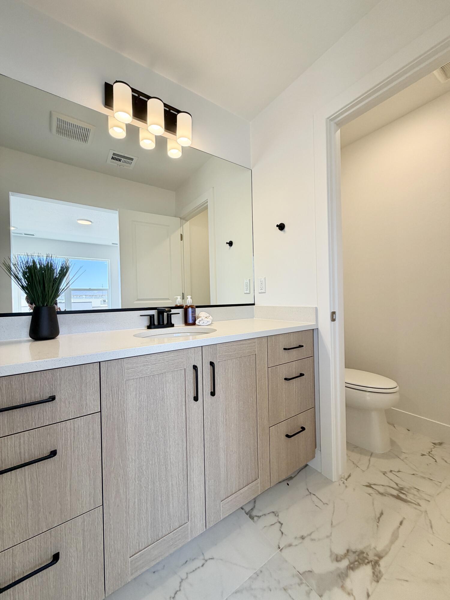 DESERT COLOR SAGE HAVEN - Residential
