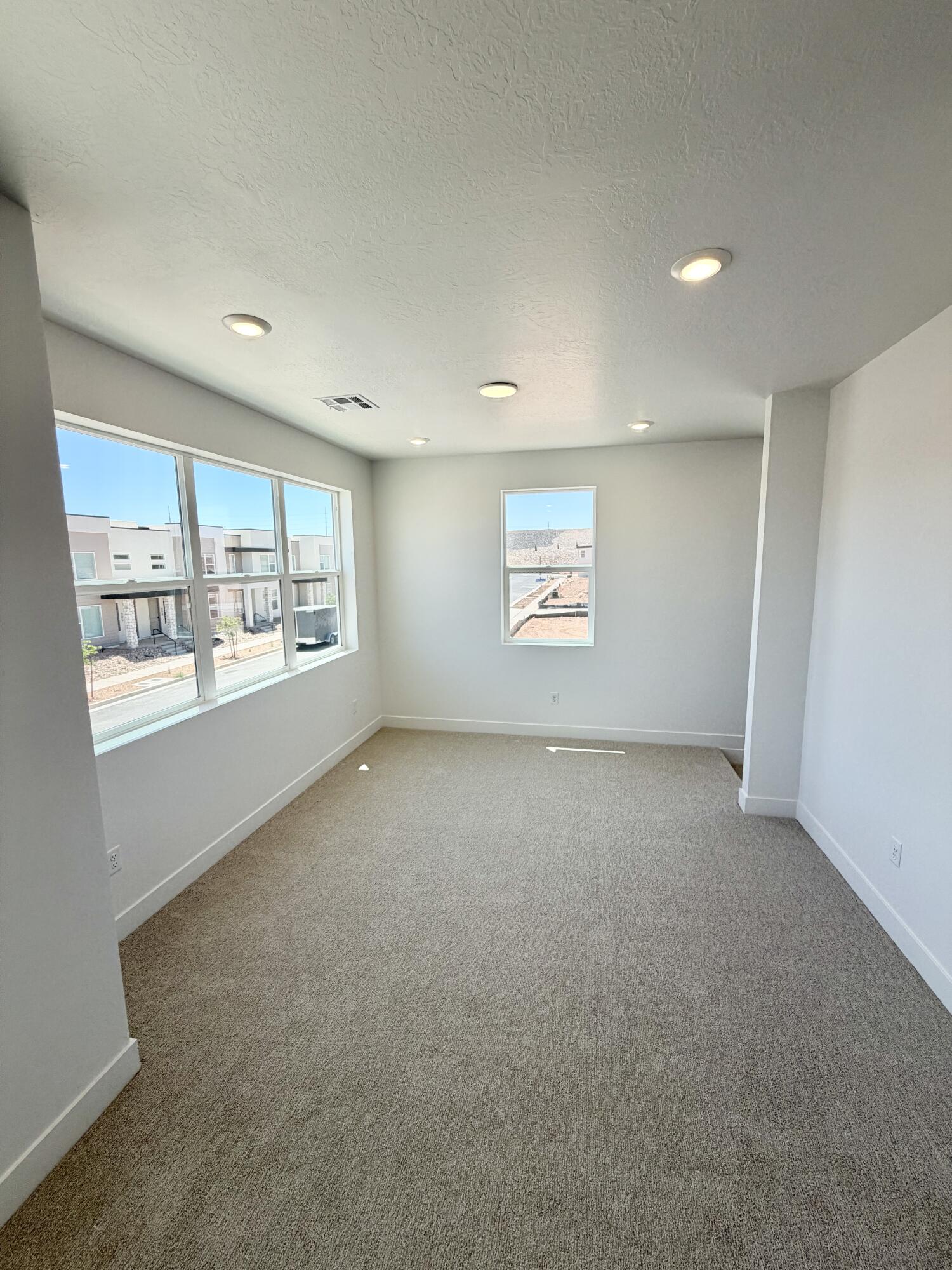 DESERT COLOR SAGE HAVEN - Residential