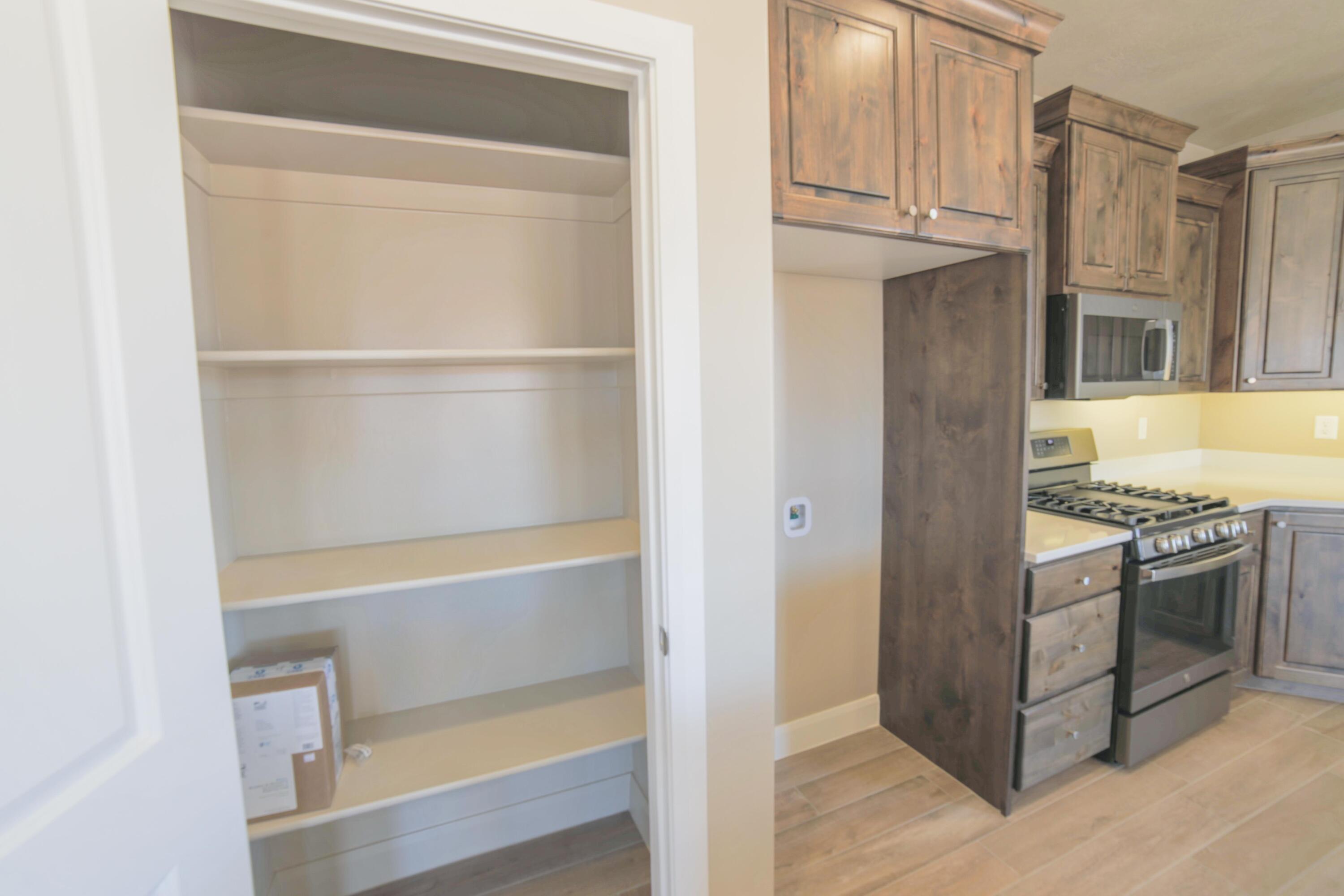 SKY VALLEY - Residential