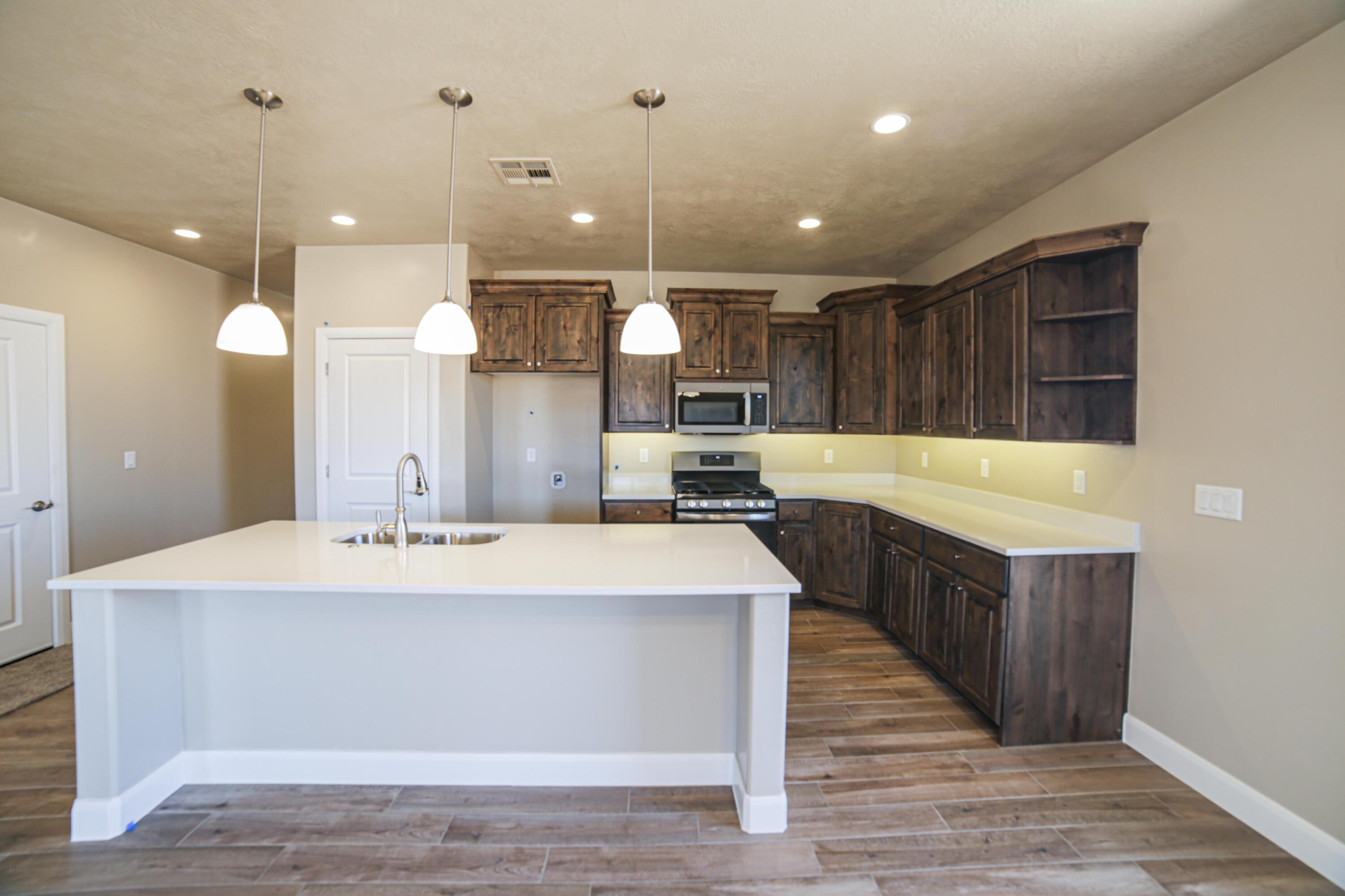 SKY VALLEY - Residential