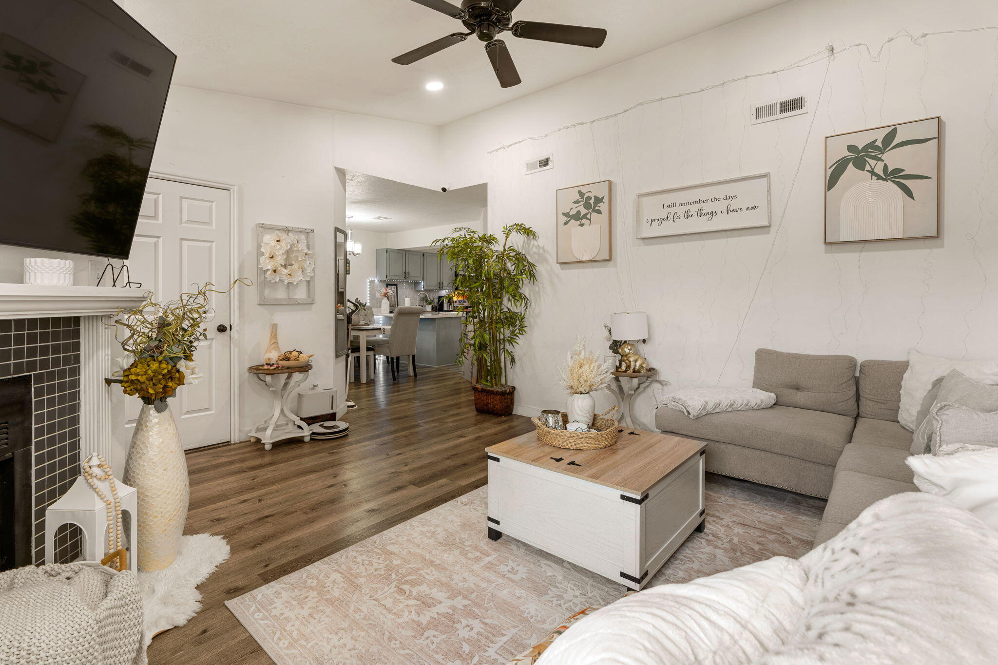 GARDEN GROVE TOWNHOMES - Residential