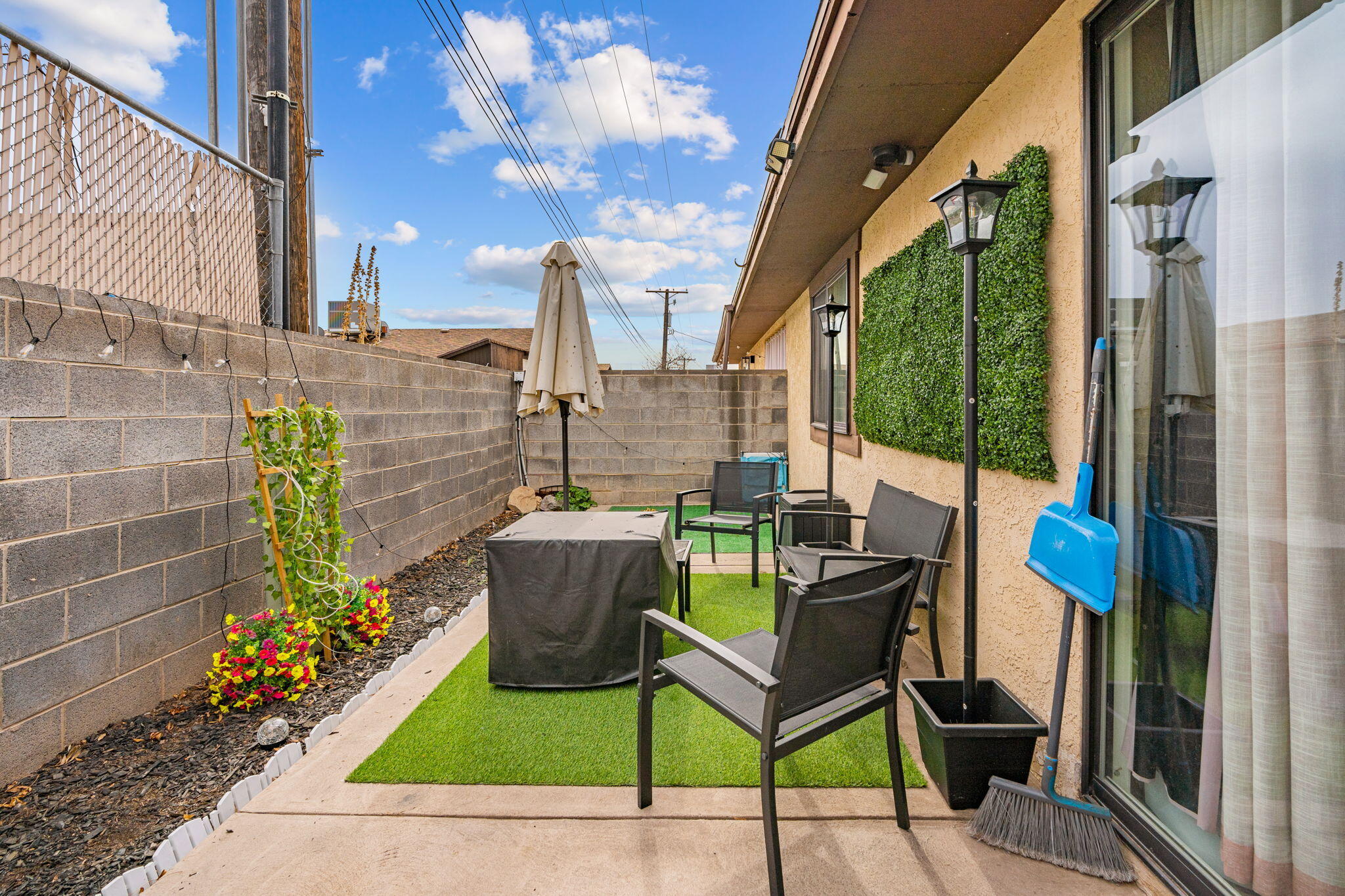 GARDEN GROVE TOWNHOMES - Residential