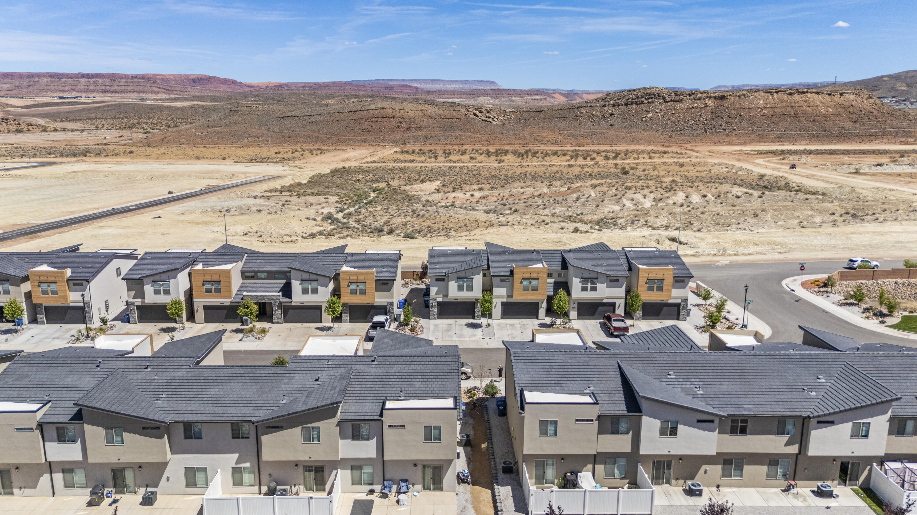 SOUTH DESERT TH - Residential